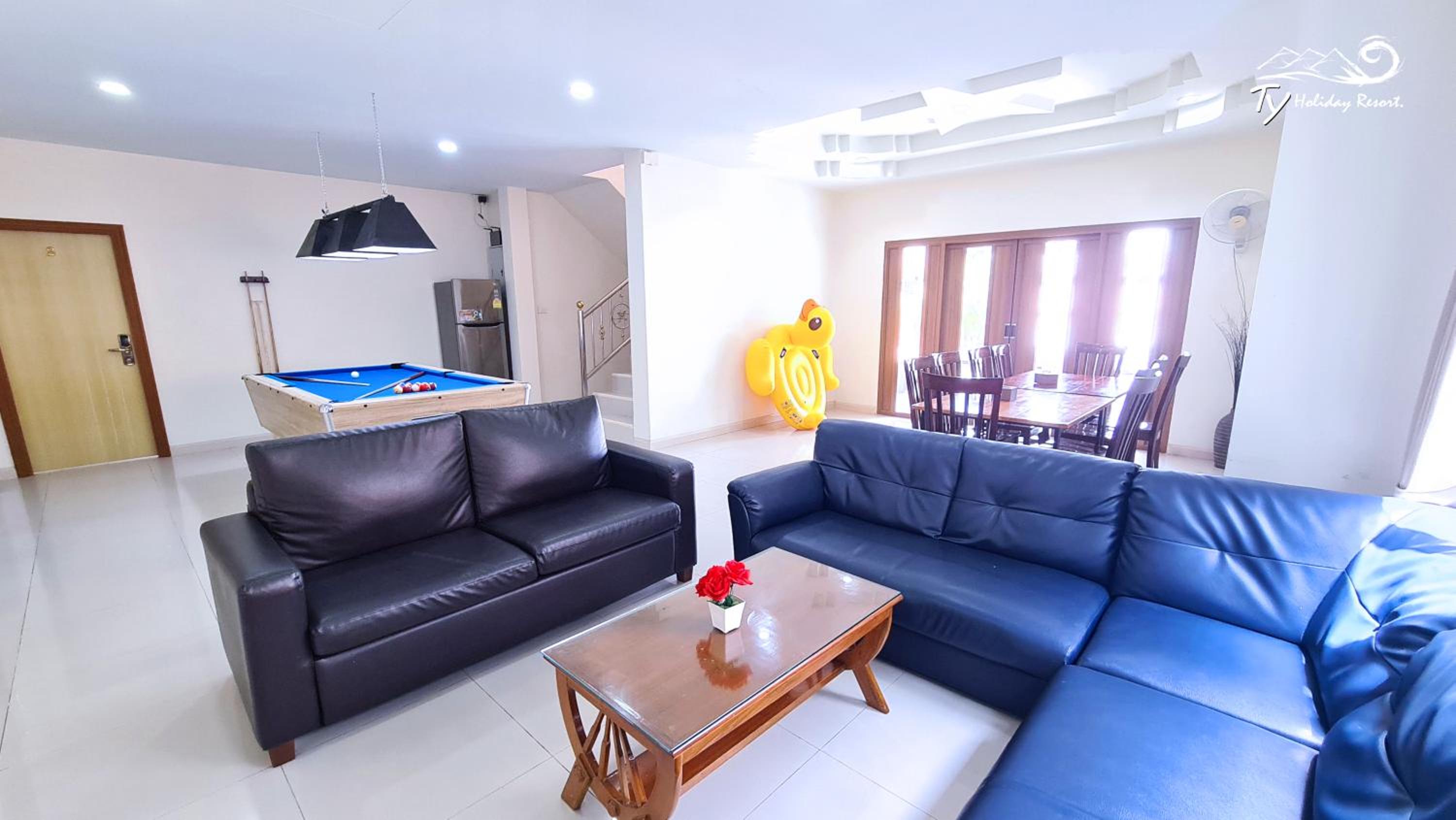 Seven-Bedroom Villa with Private Pool  216 - Photo 4