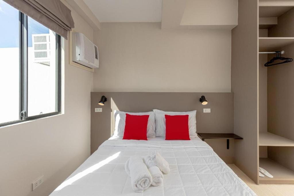 Standard Double Room - Photo 2