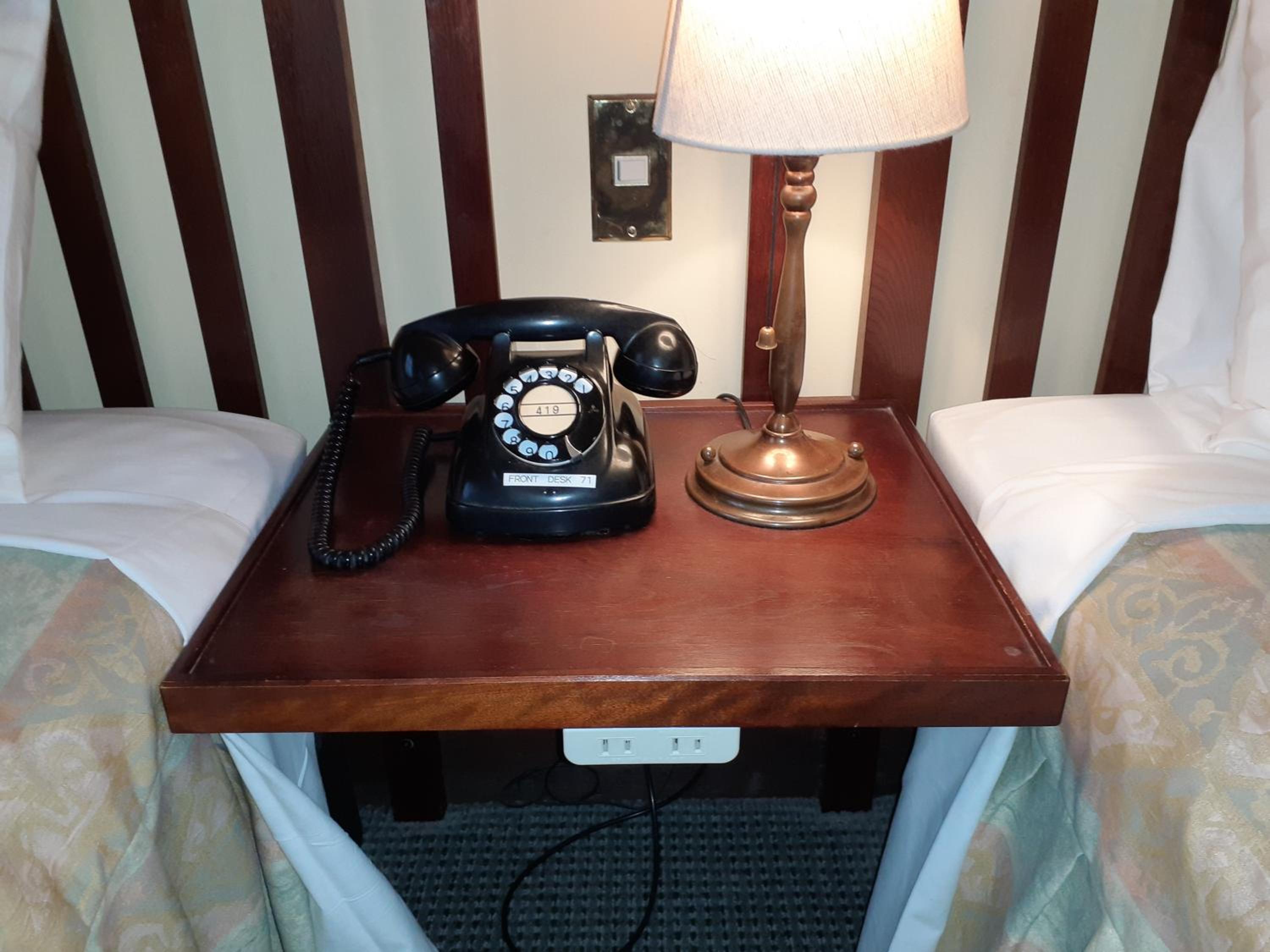 Twin Room - Non-Smoking - Photo 8