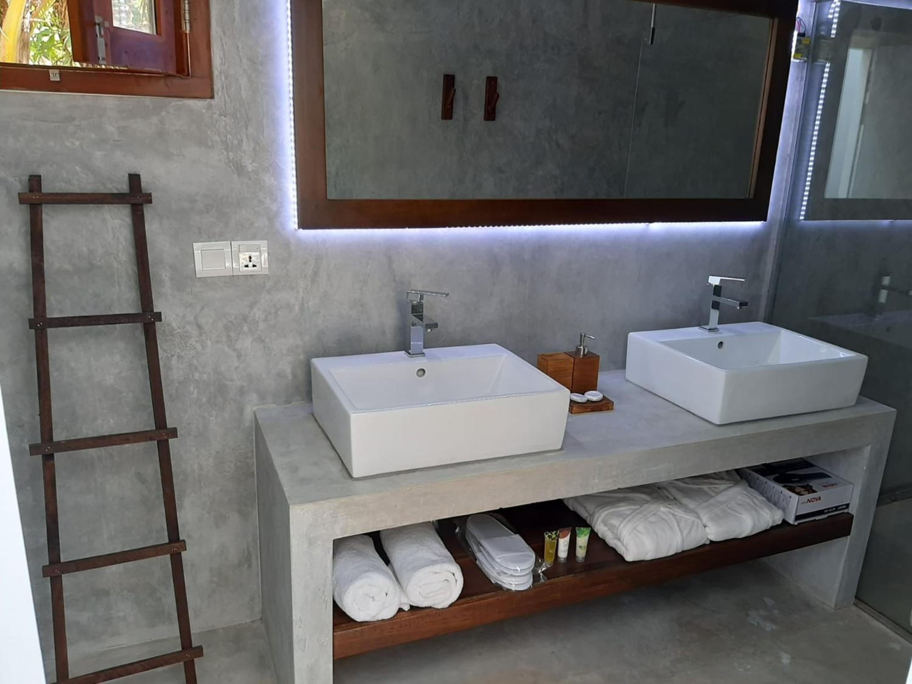 Deluxe Double or Twin Room with Garden View photo 2