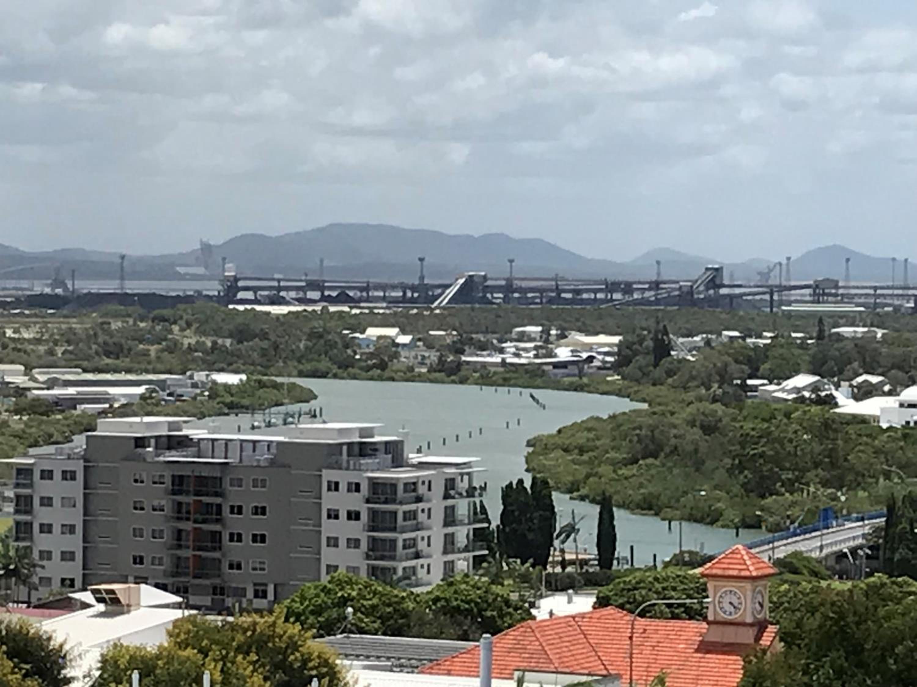Apartment with View and Balcony photo 3