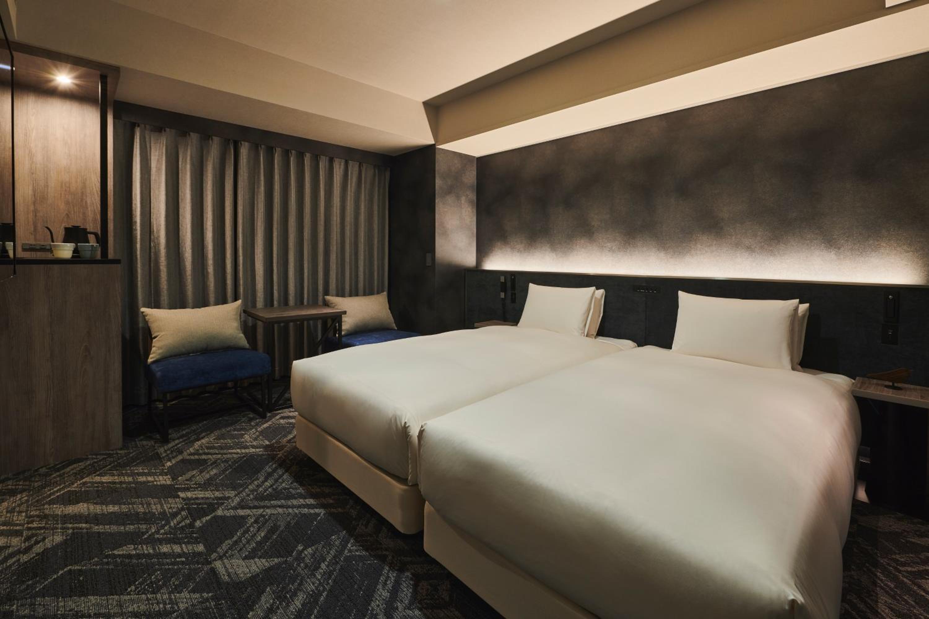 Twin Room - Photo 6