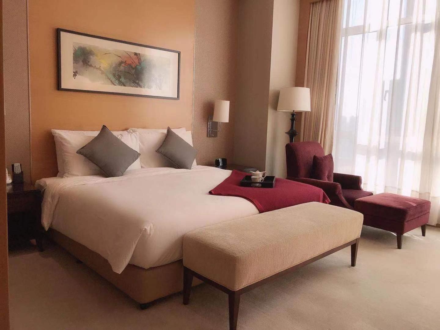 One-Bedroom Deluxe