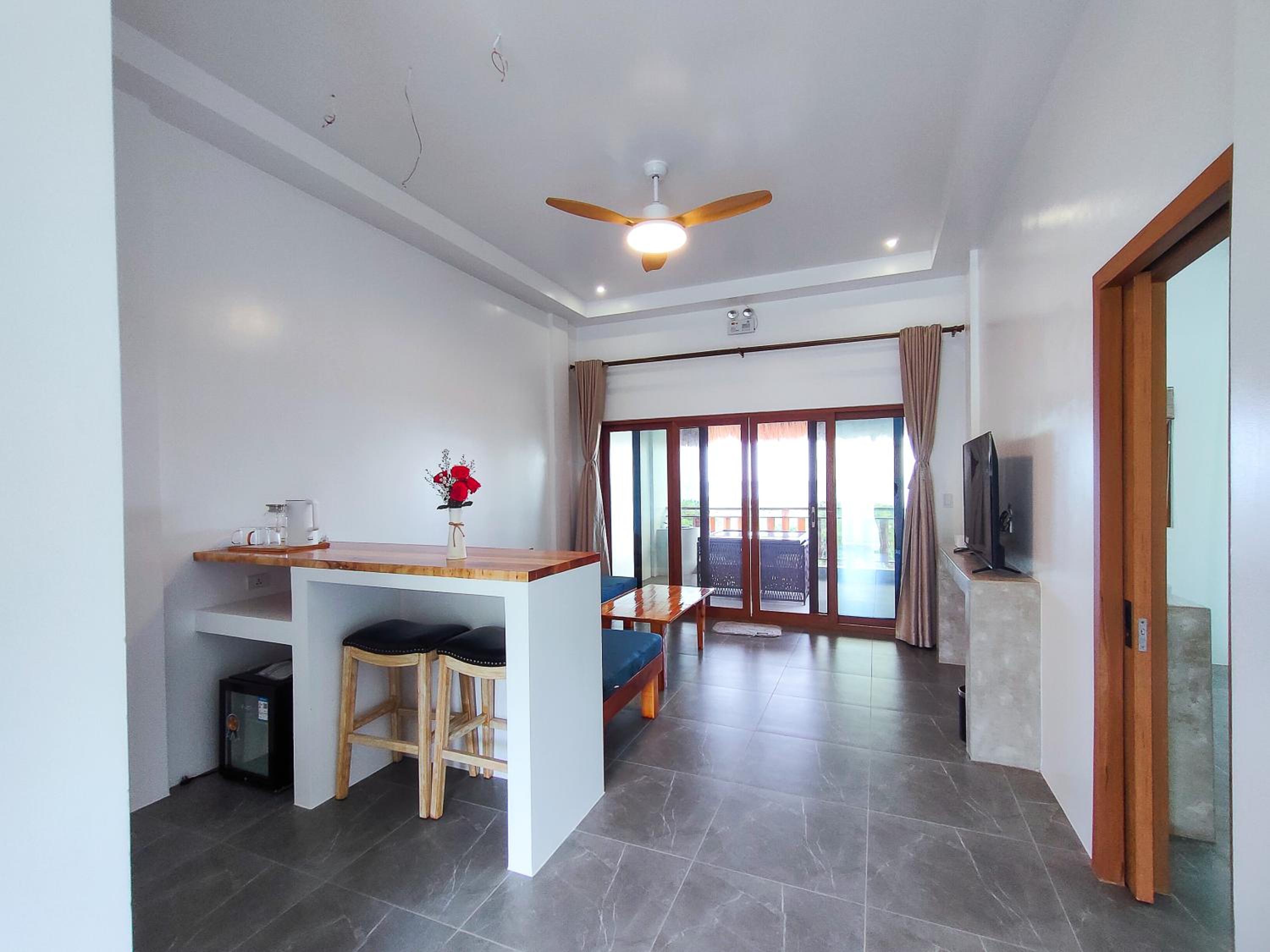 King Suite - Photo 4