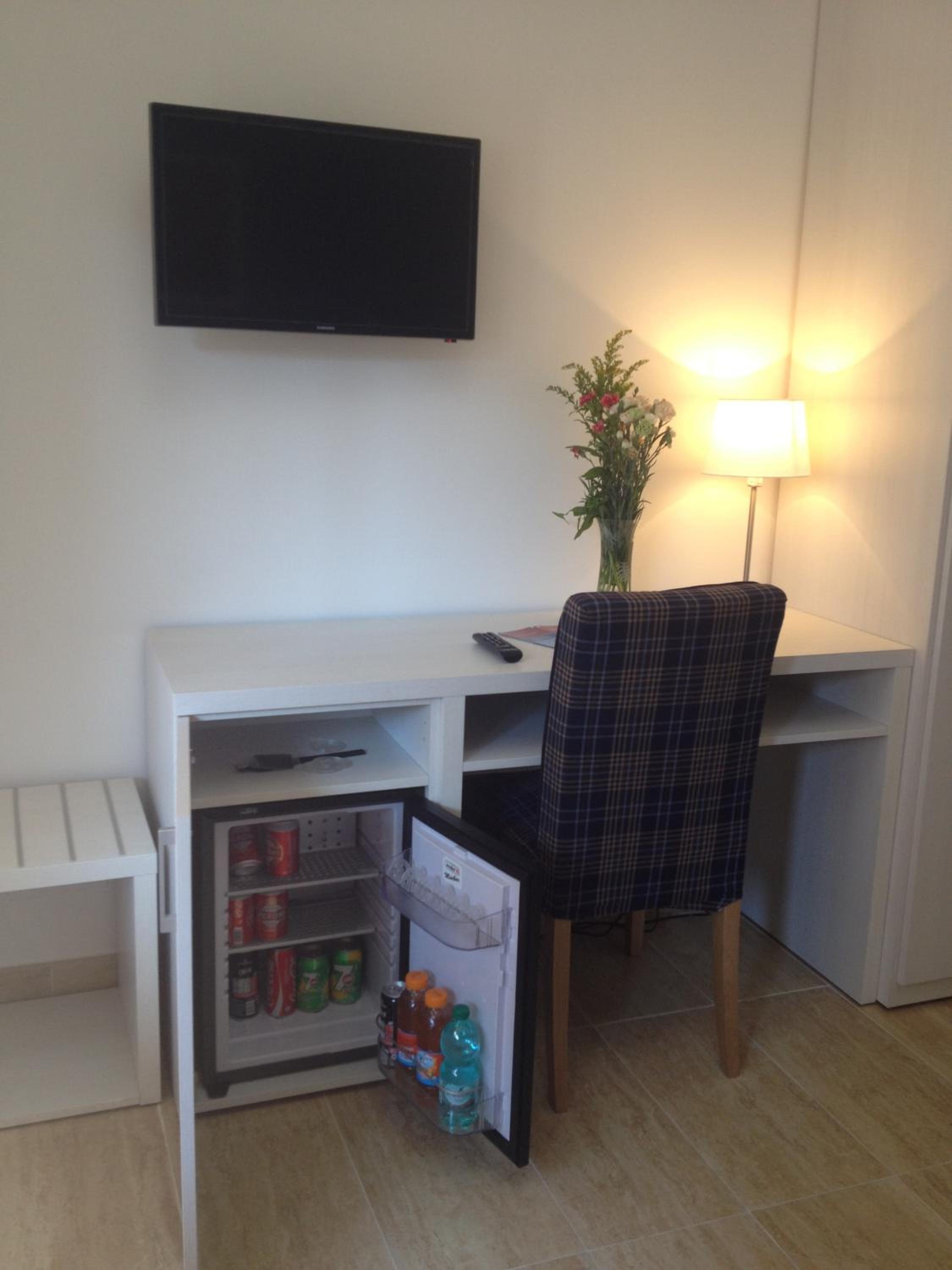 Single Room with Balcony photo 3