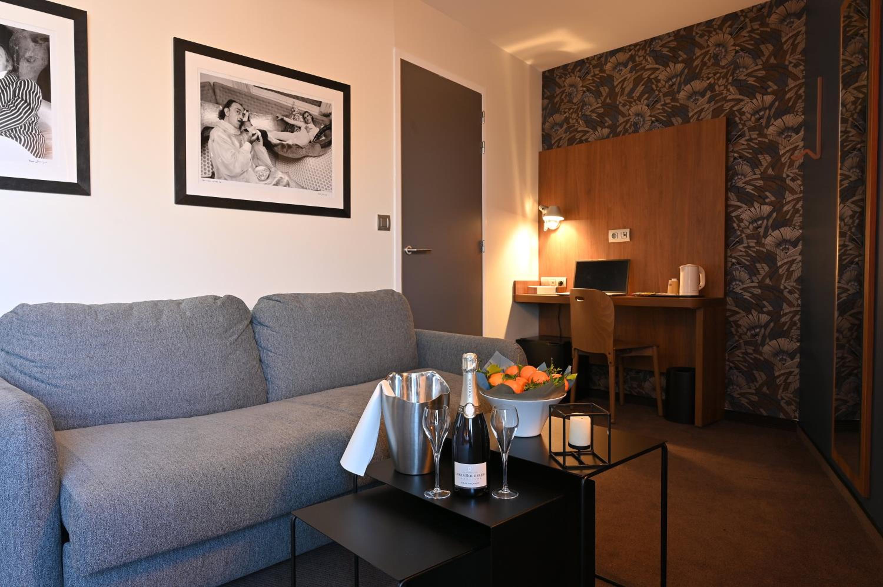 Junior Suite with Terrace - Pablo Picasso