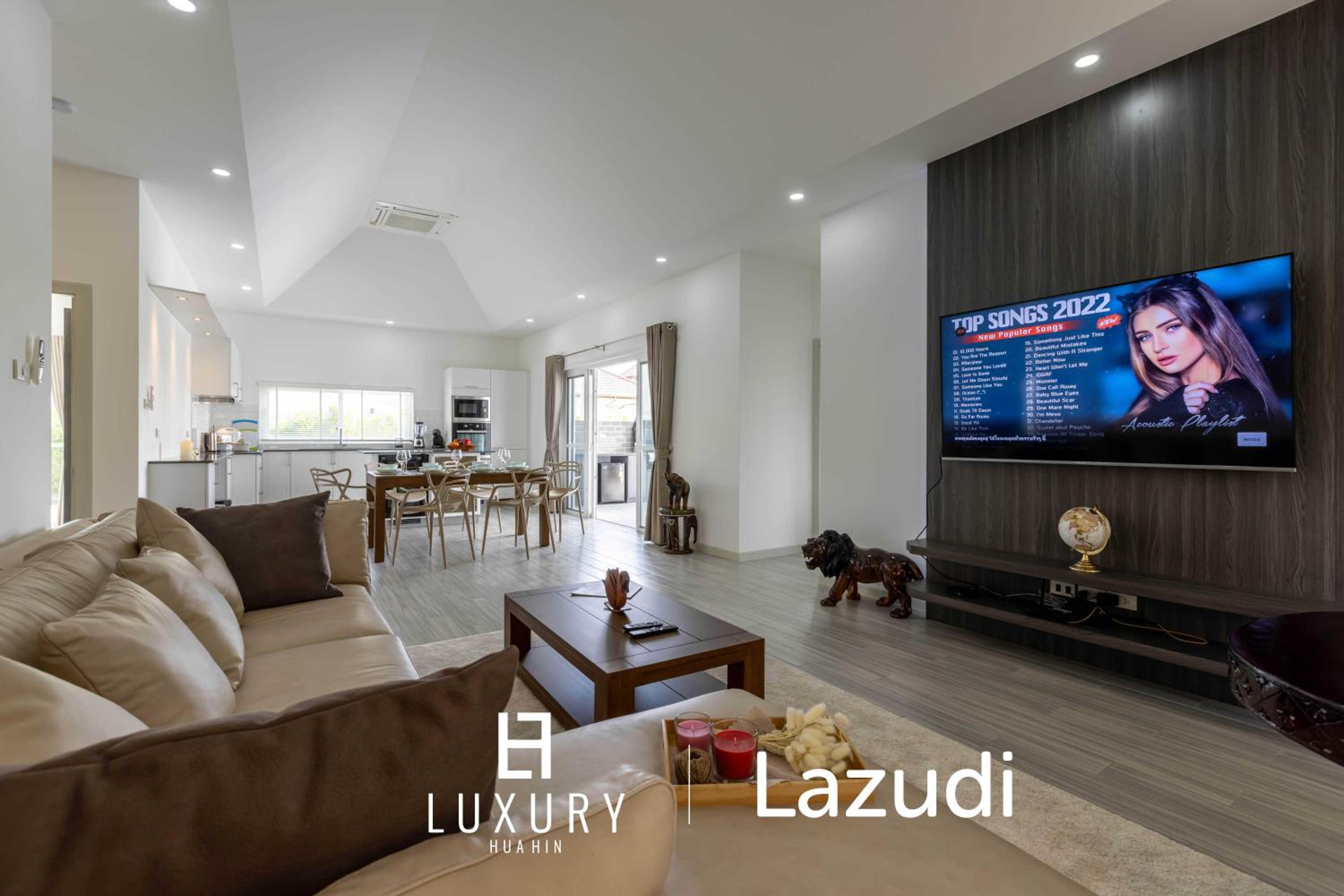 Three-Bedroom Villa - Photo 28