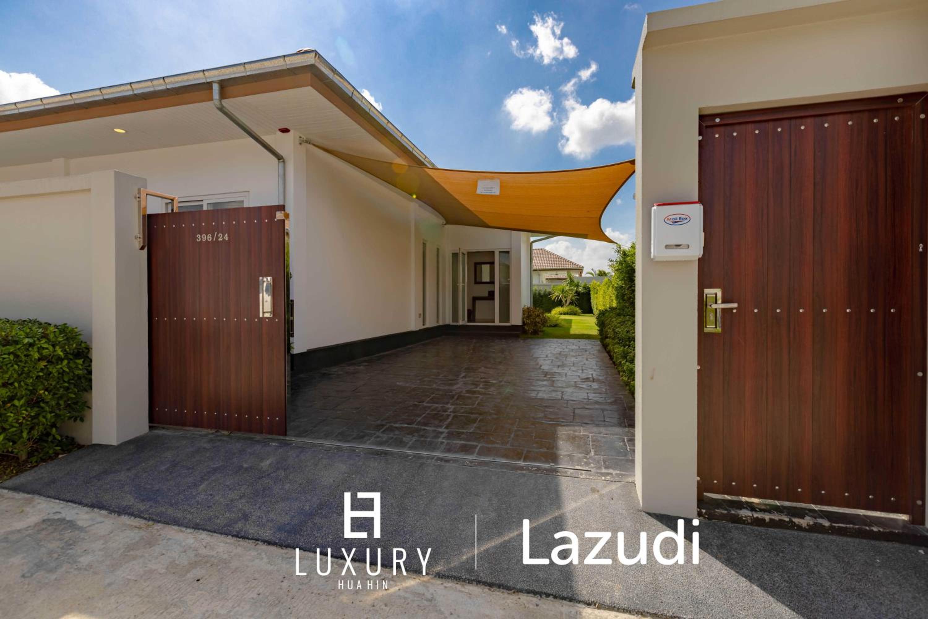 Three-Bedroom Villa - Photo 18
