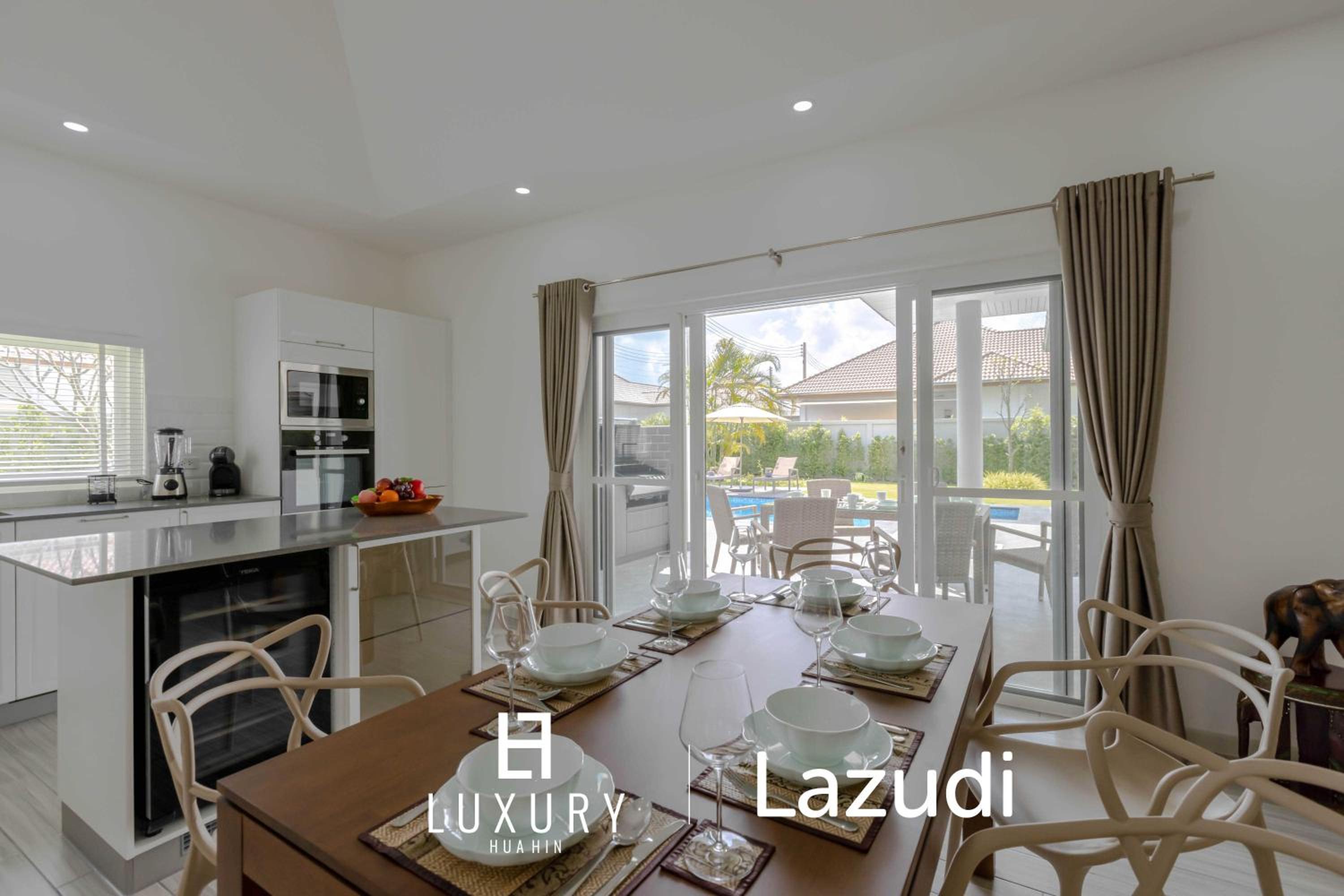 Three-Bedroom Villa - Photo 10