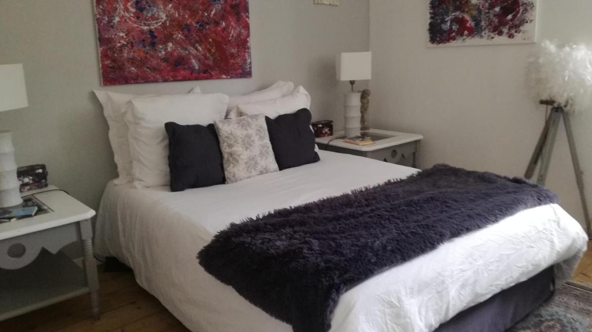 Four-Bedroom House photo 1