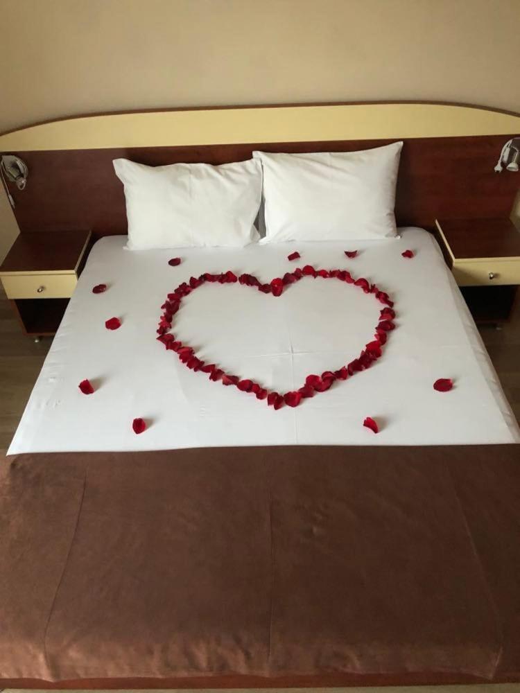Deluxe Double Room with Balcony photo 2