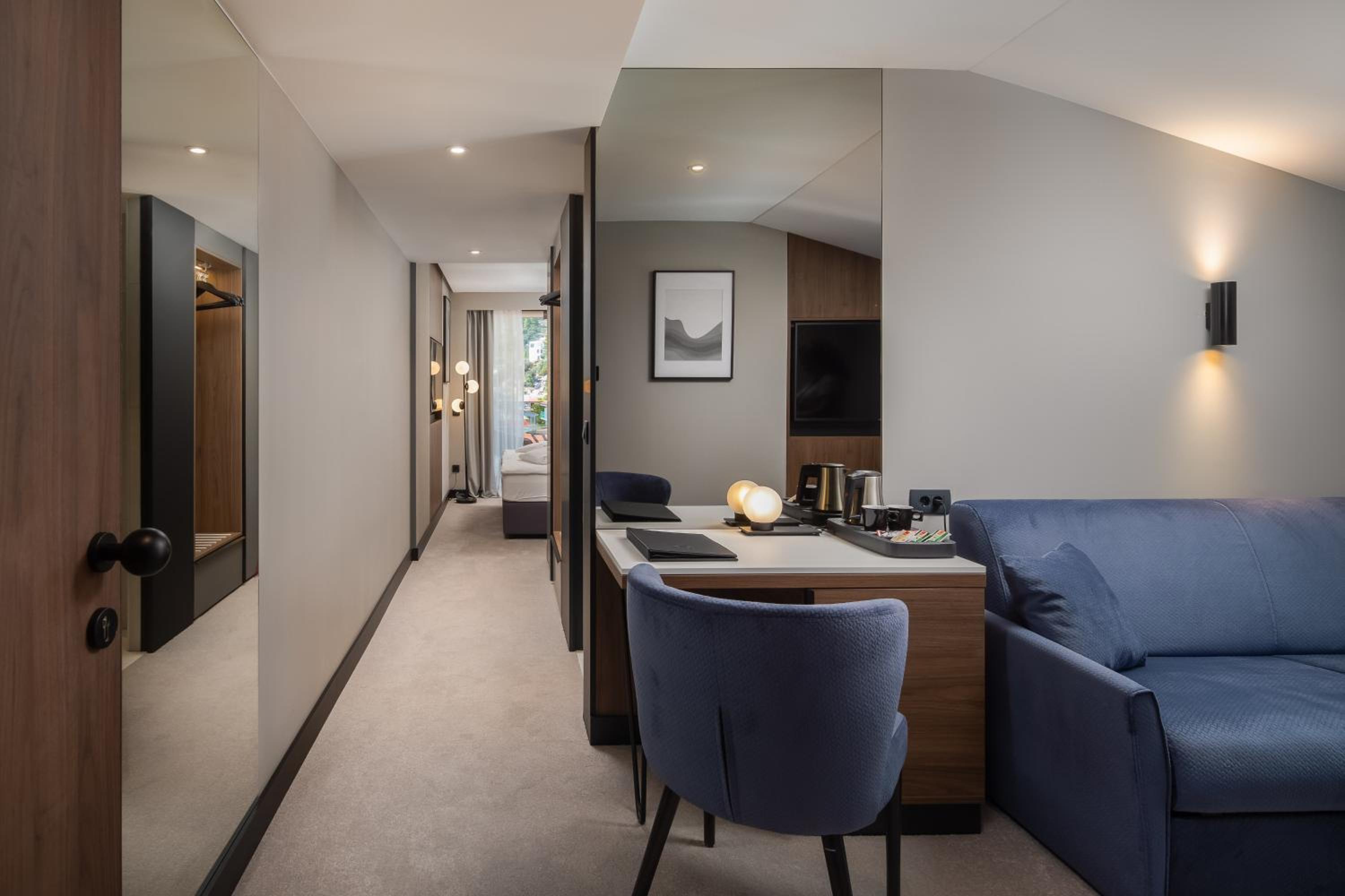 Suite with Balcony - Photo 1