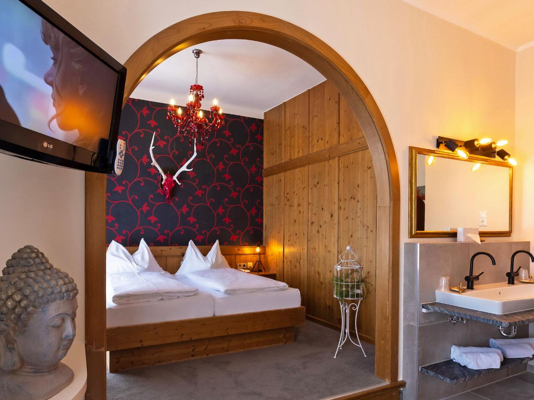 Double Room - Photo 3
