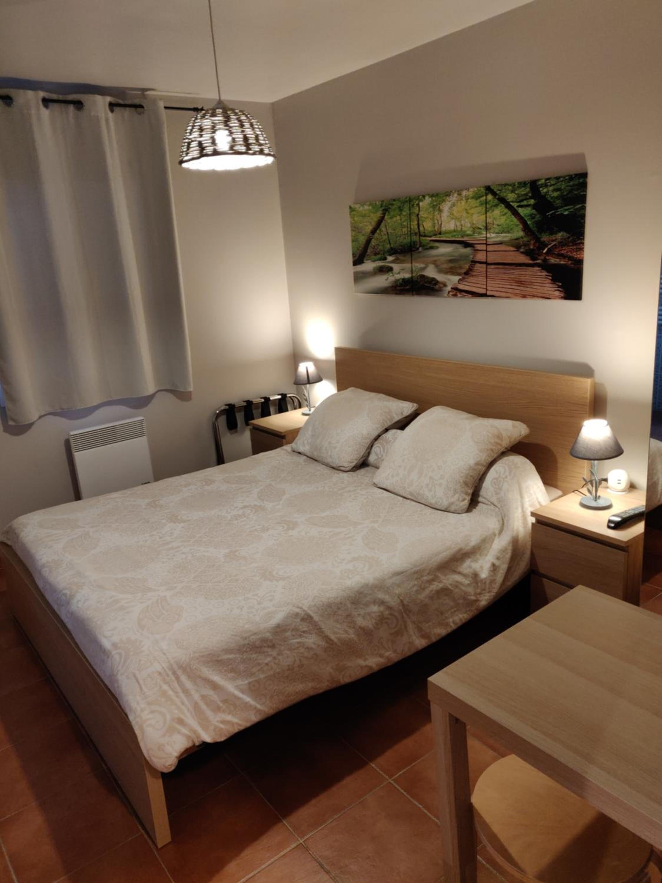 Standard Queen Room photo 1