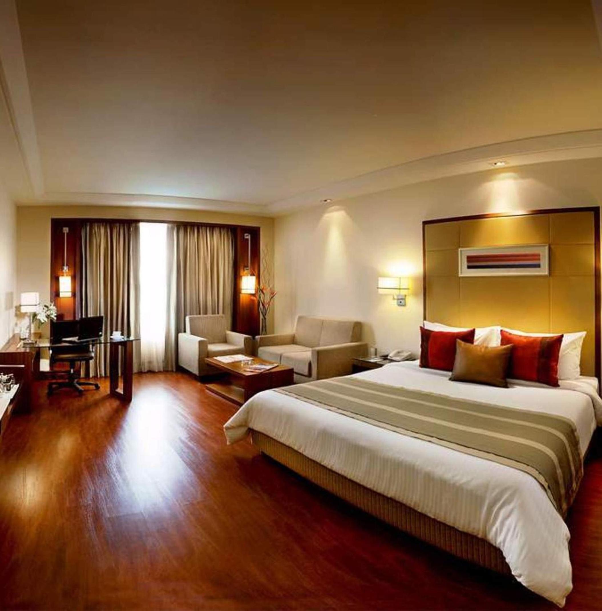 Deluxe Room - Photo 11