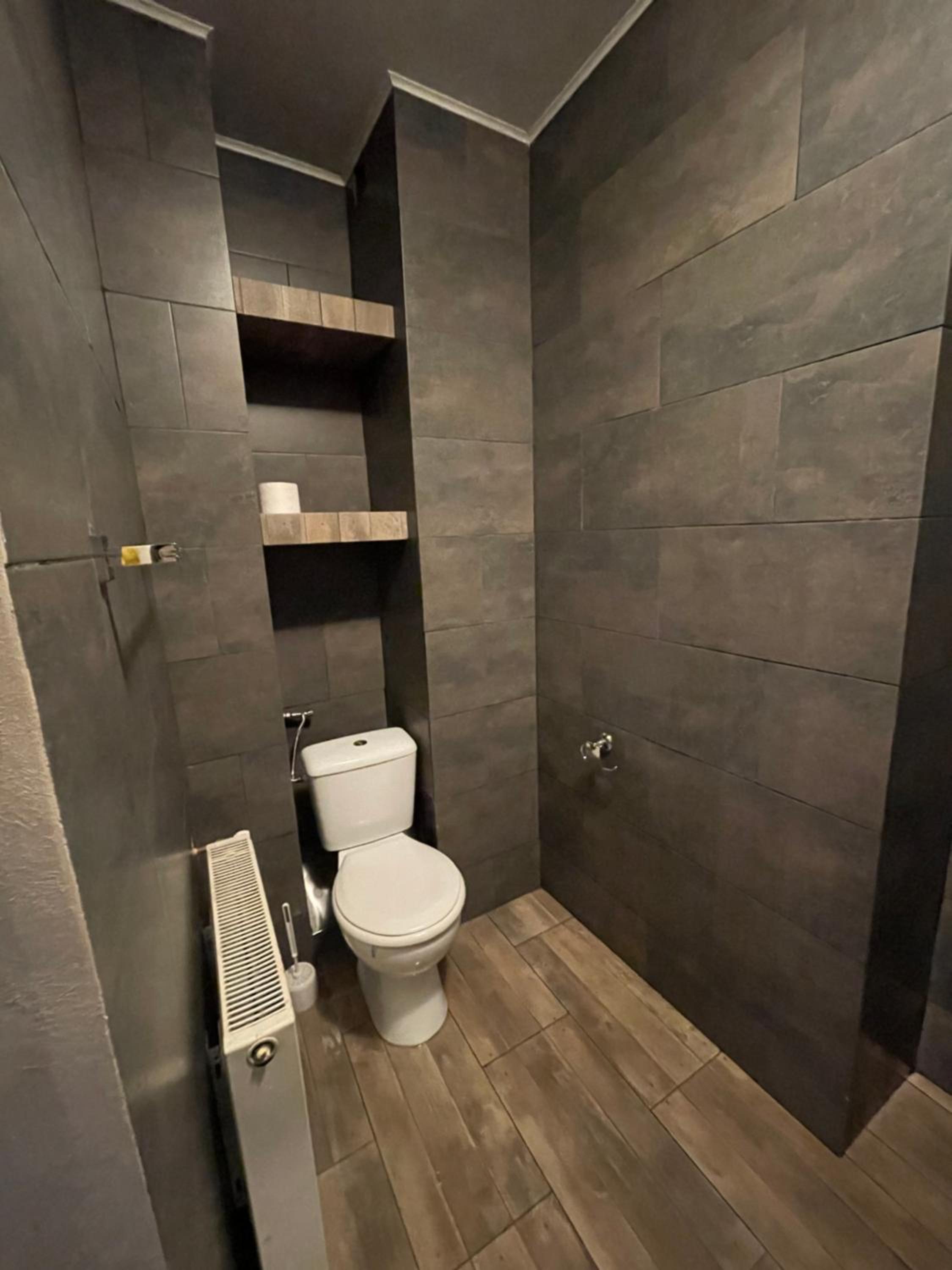 King Room with Spa Bath - Photo 9