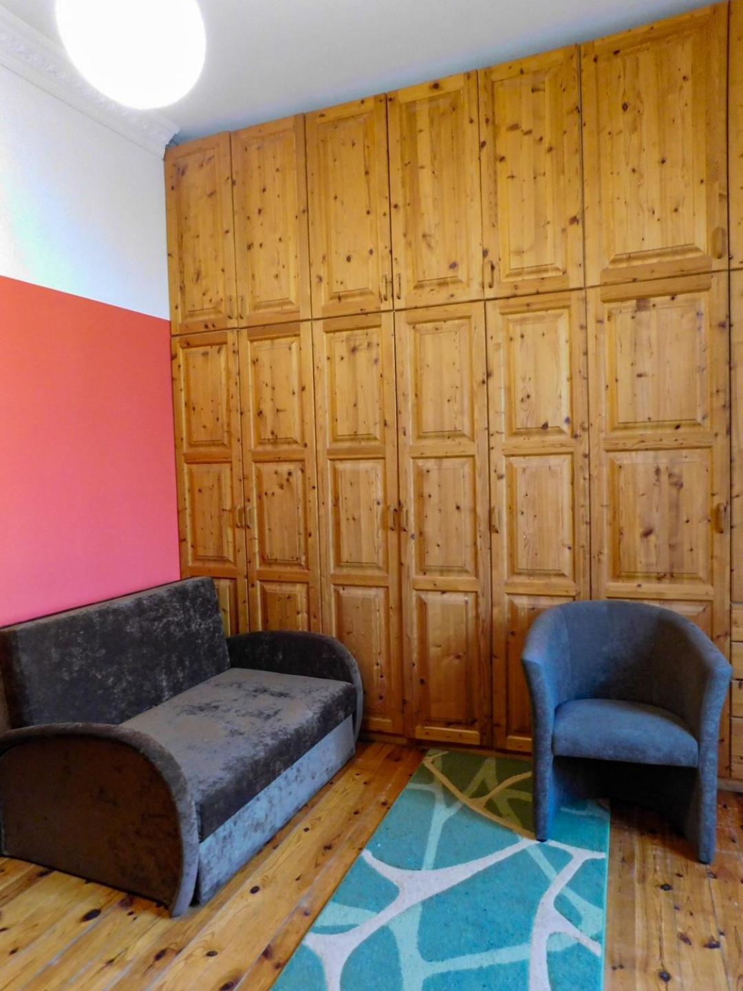 Four-Bedroom House photo 1