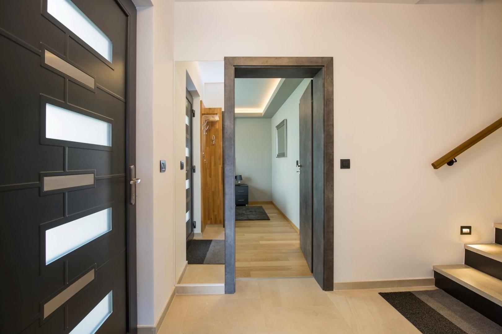 Villa photo 1