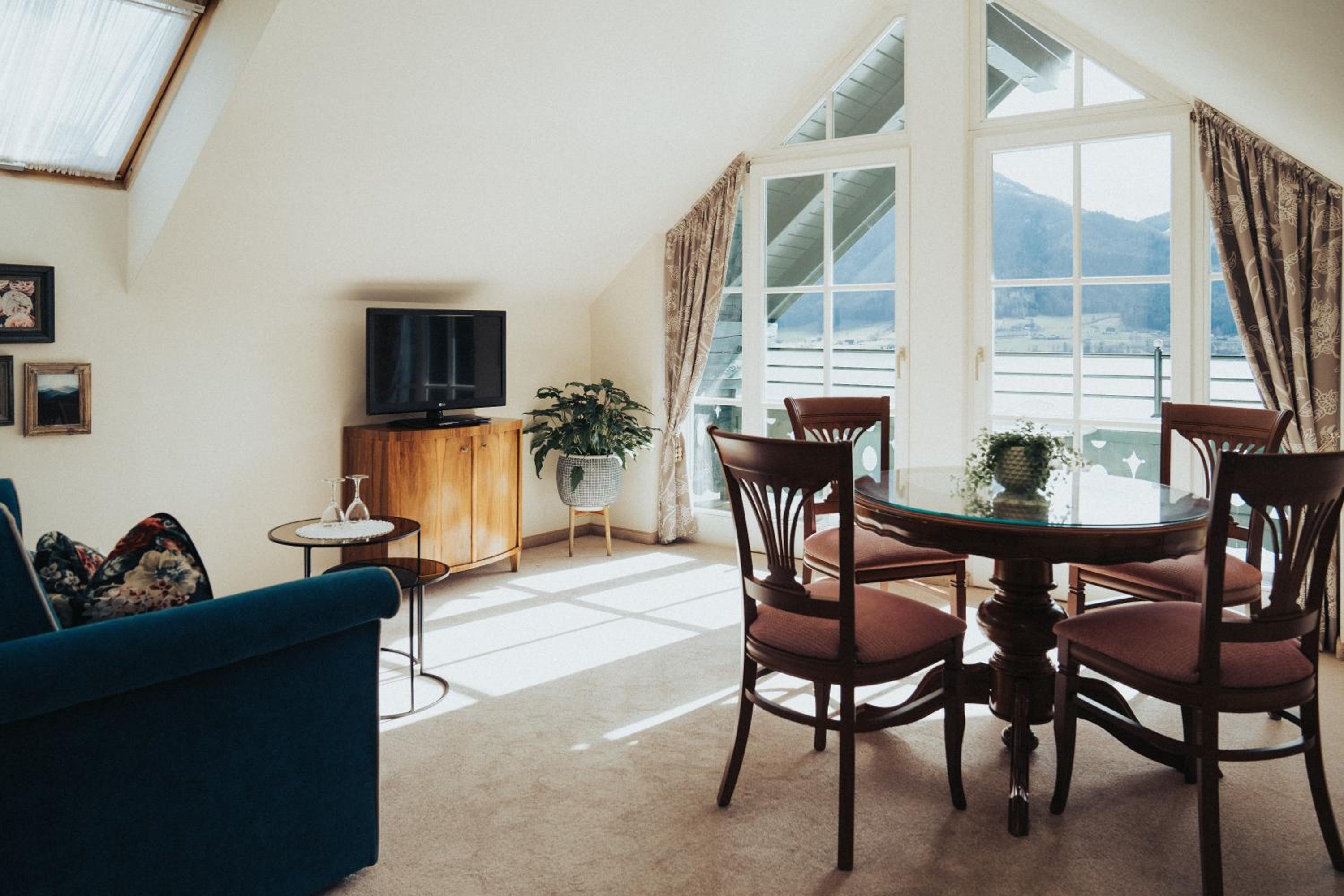 Superior Suite with Balcony and Lake View