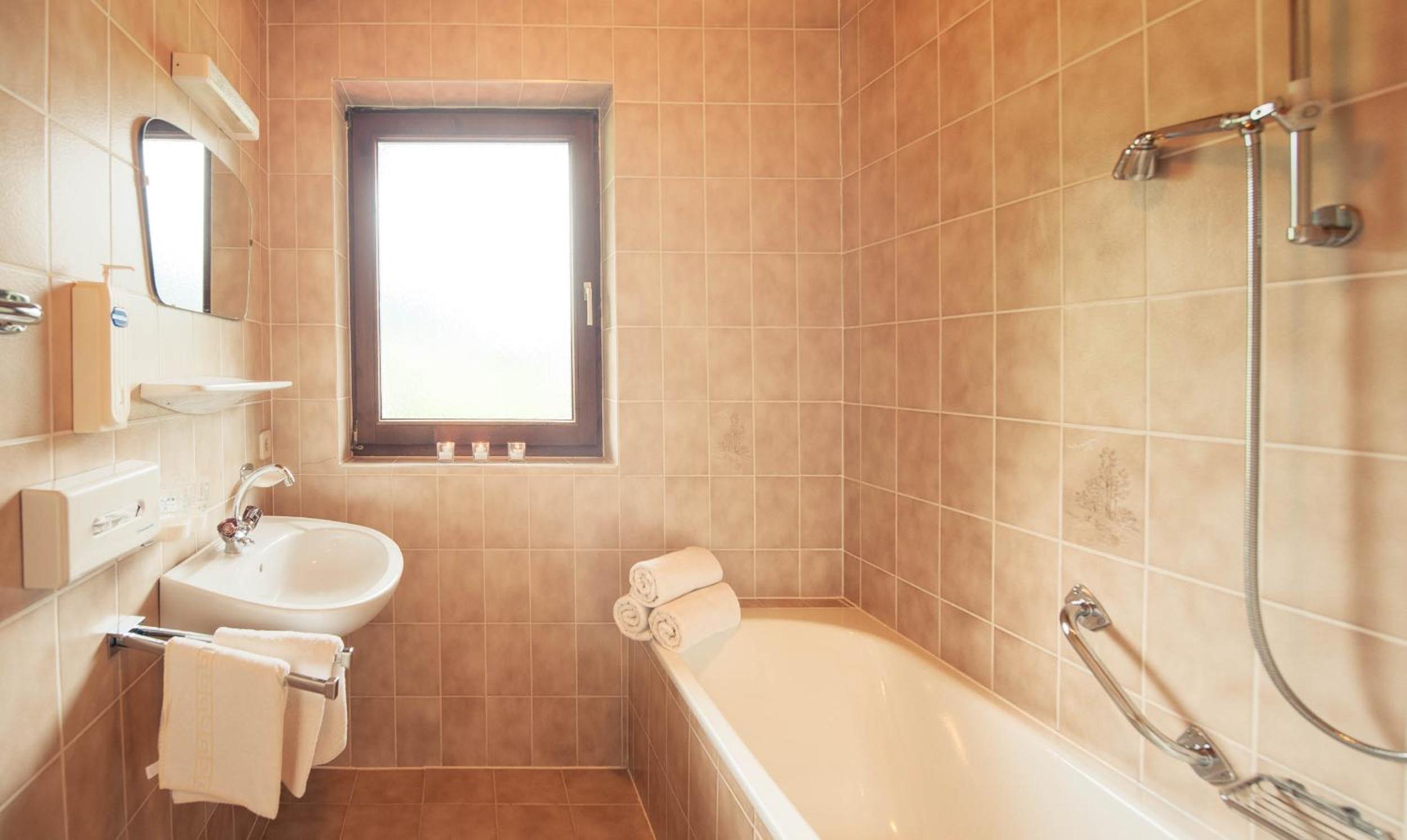 Quadruple Room - Photo 4