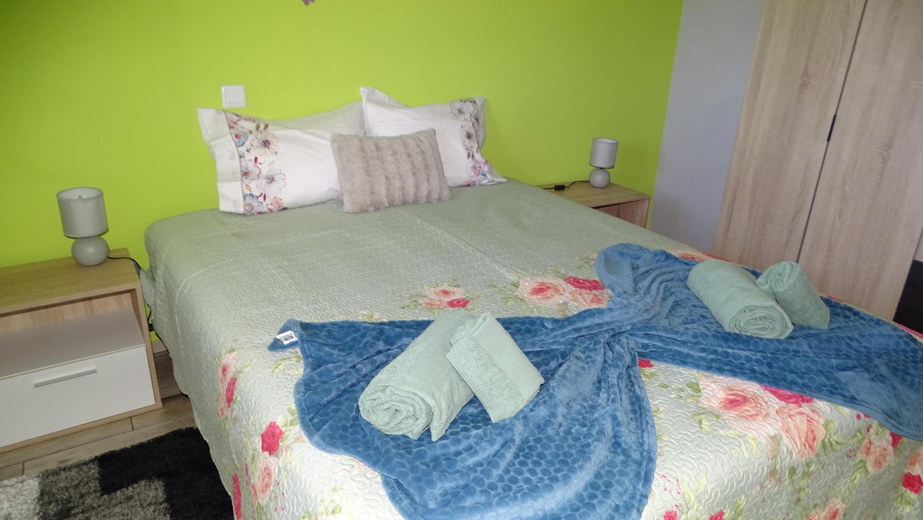 Two-Bedroom House photo 2