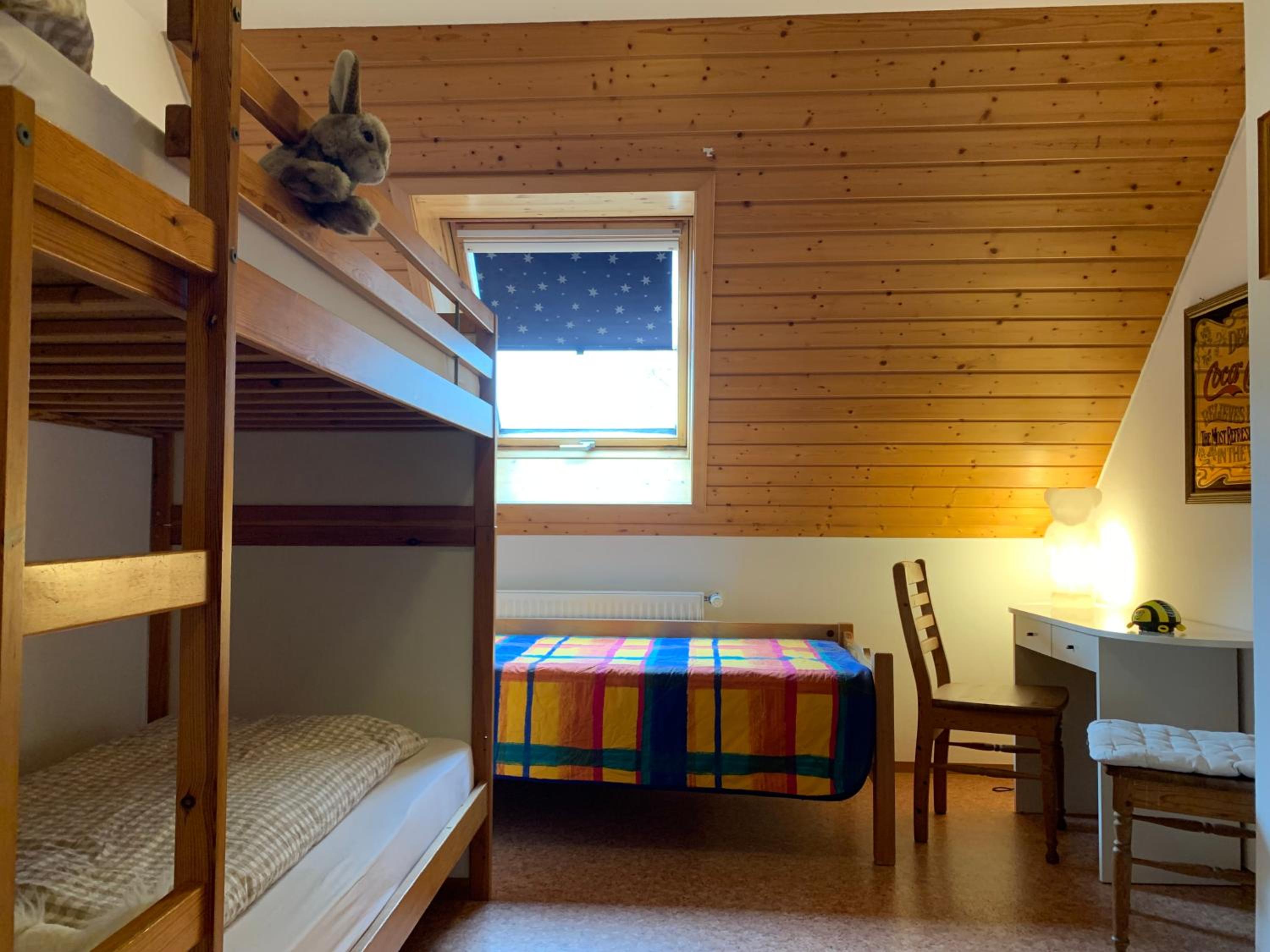 Two-Bedroom Apartment with Balcony (2-5 Adults) photo 3