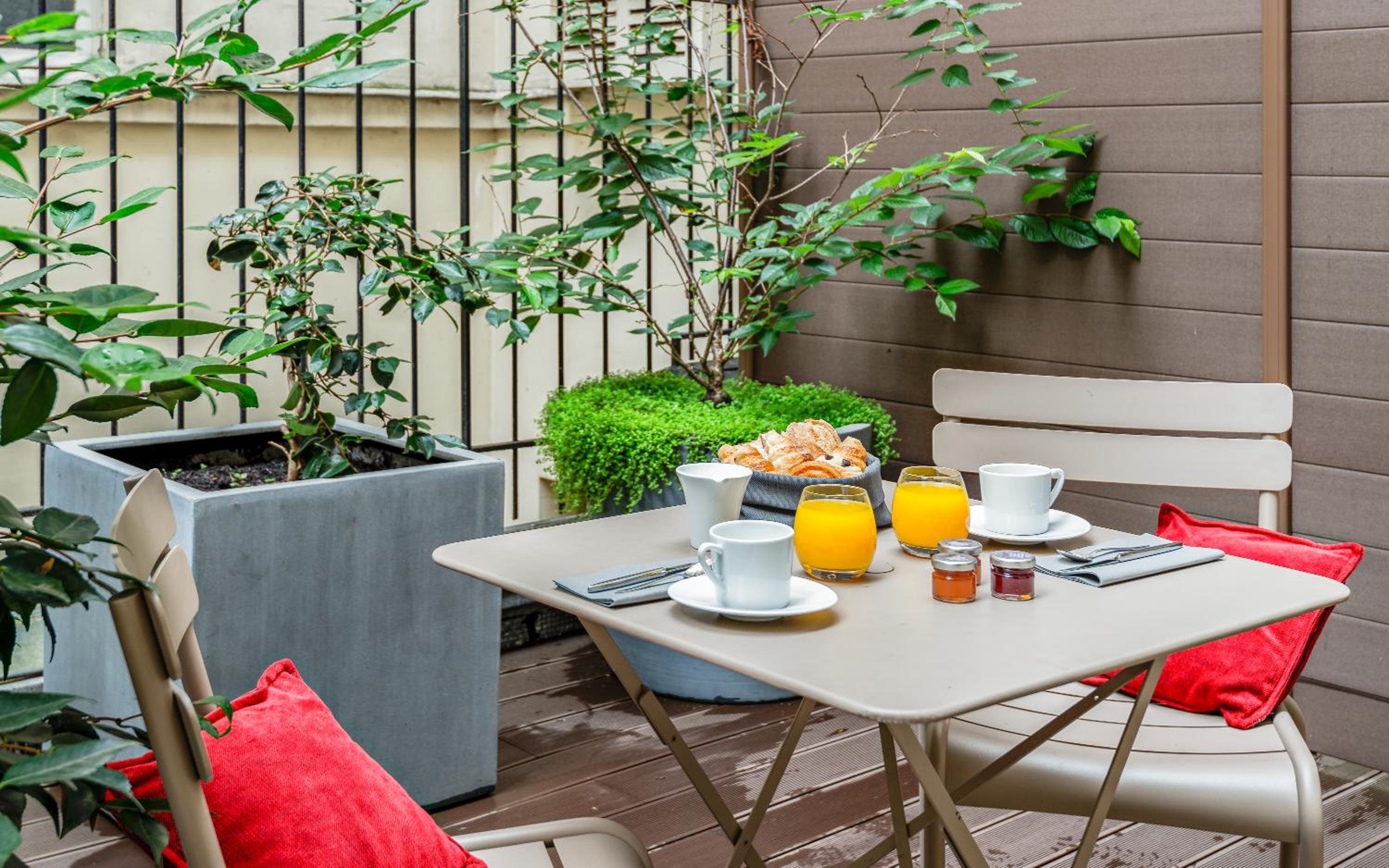 Executive Double Room with Terrace
