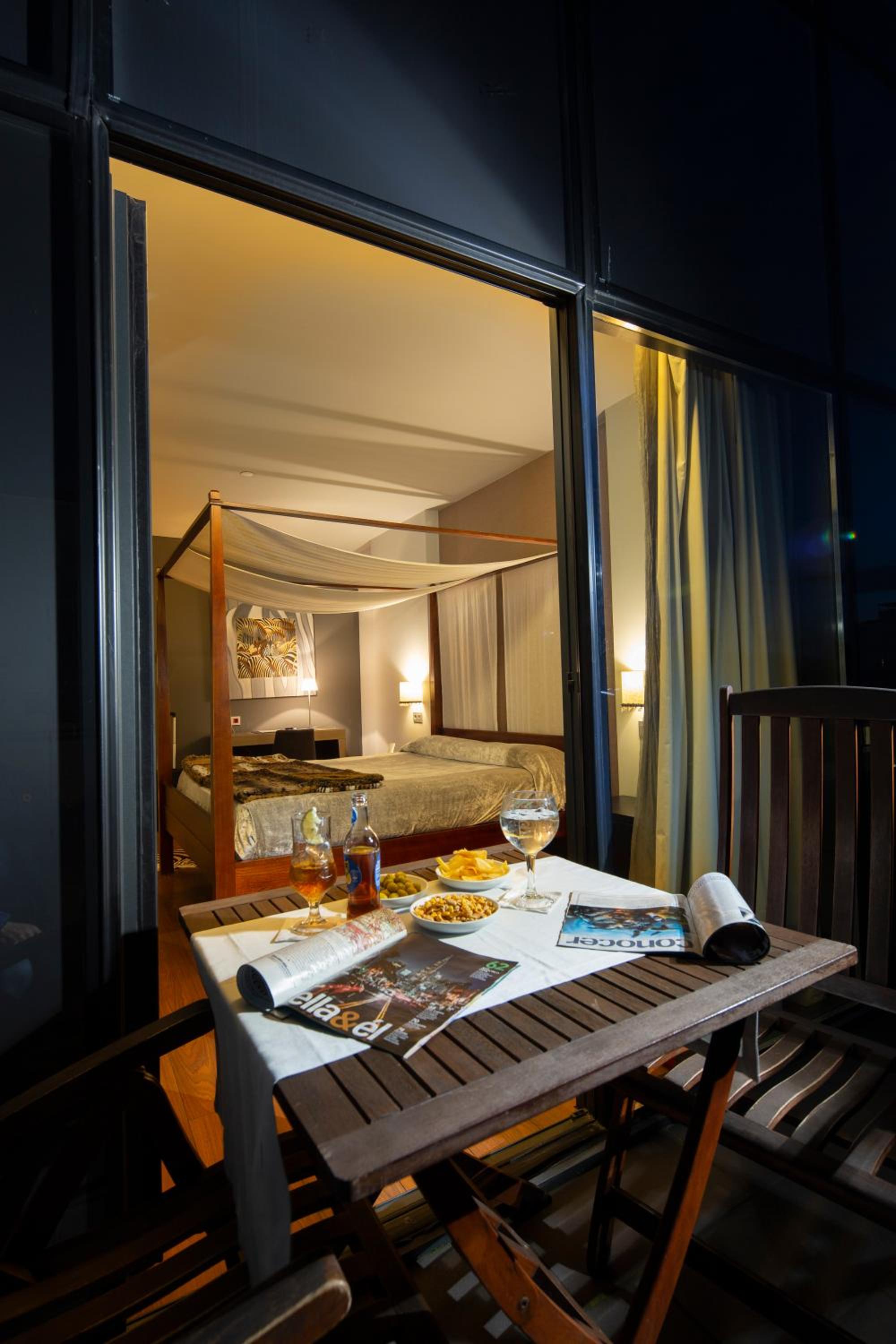 Double or Twin Room with Terrace - Photo 3