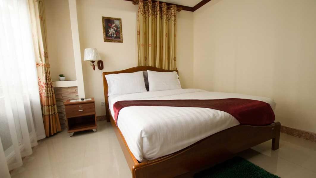 Standard Double Room - Photo 2