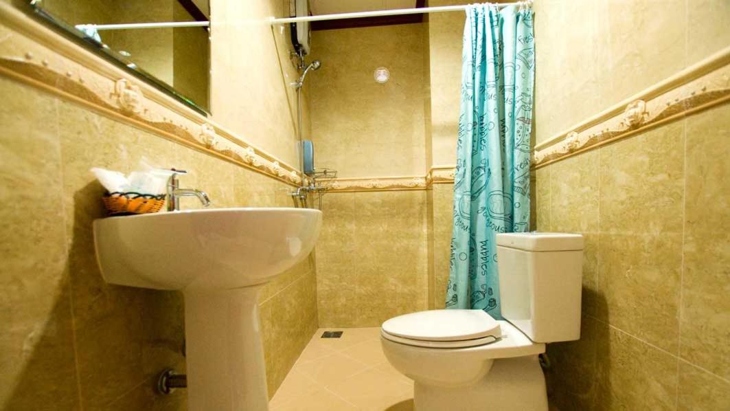 Standard Double Room - Photo 4