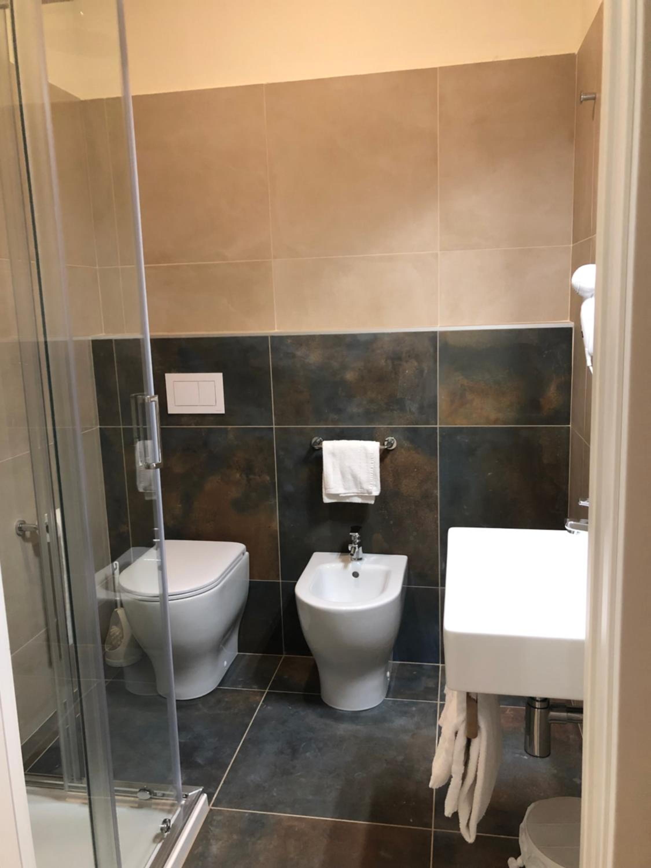 Standard Triple Room photo 3
