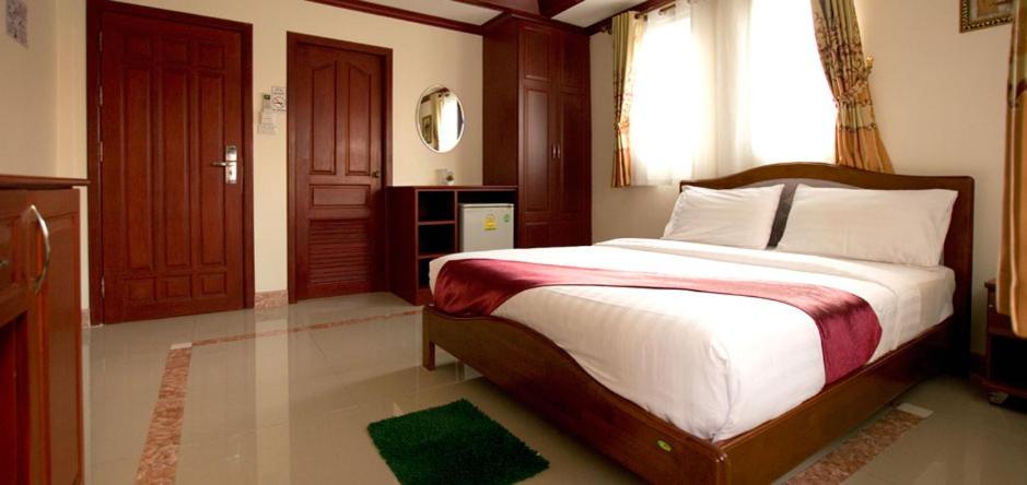 Double Room with Balcony - Photo 1