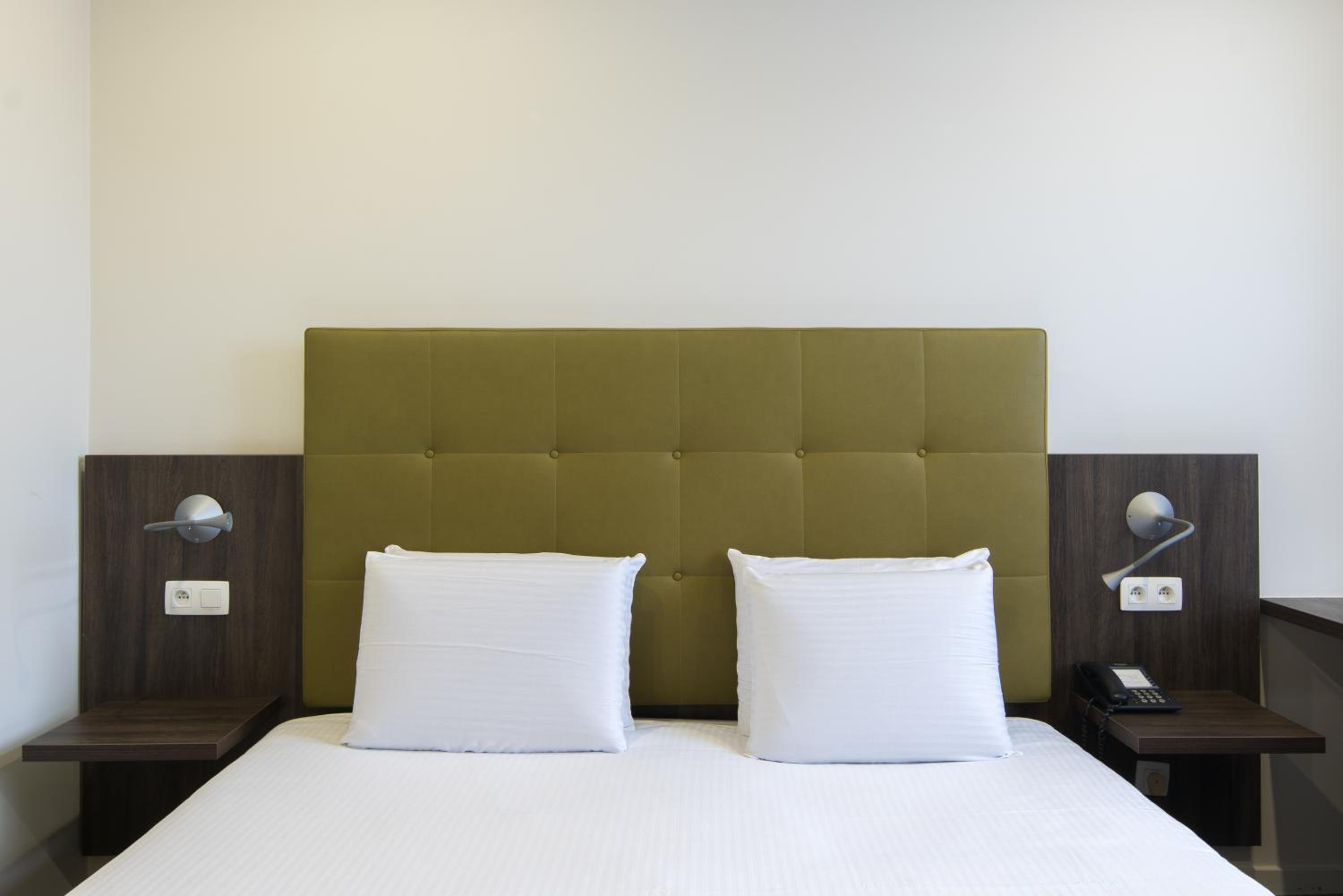 Standard Double Room - Photo 2