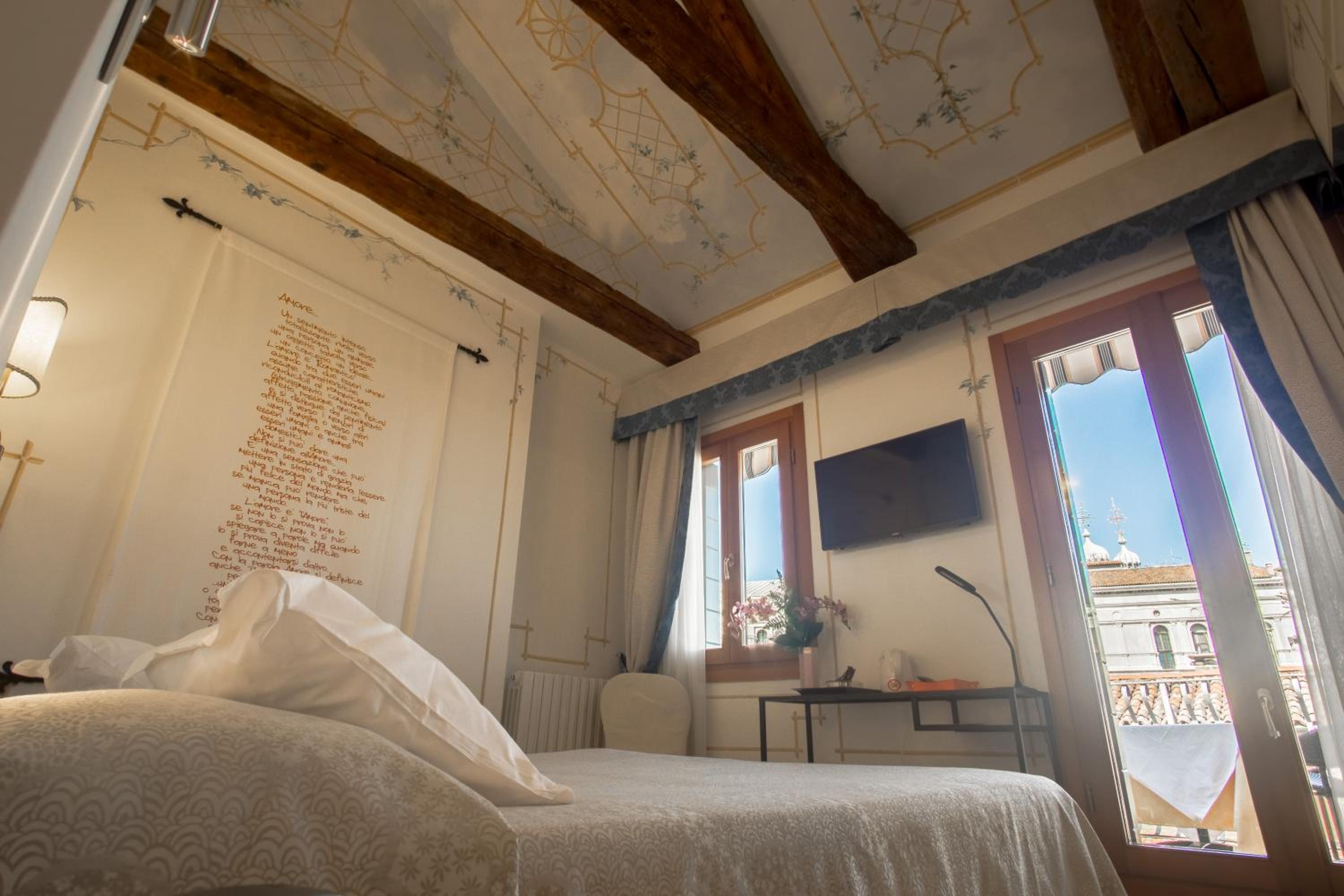Double Room with Terrace photo 3