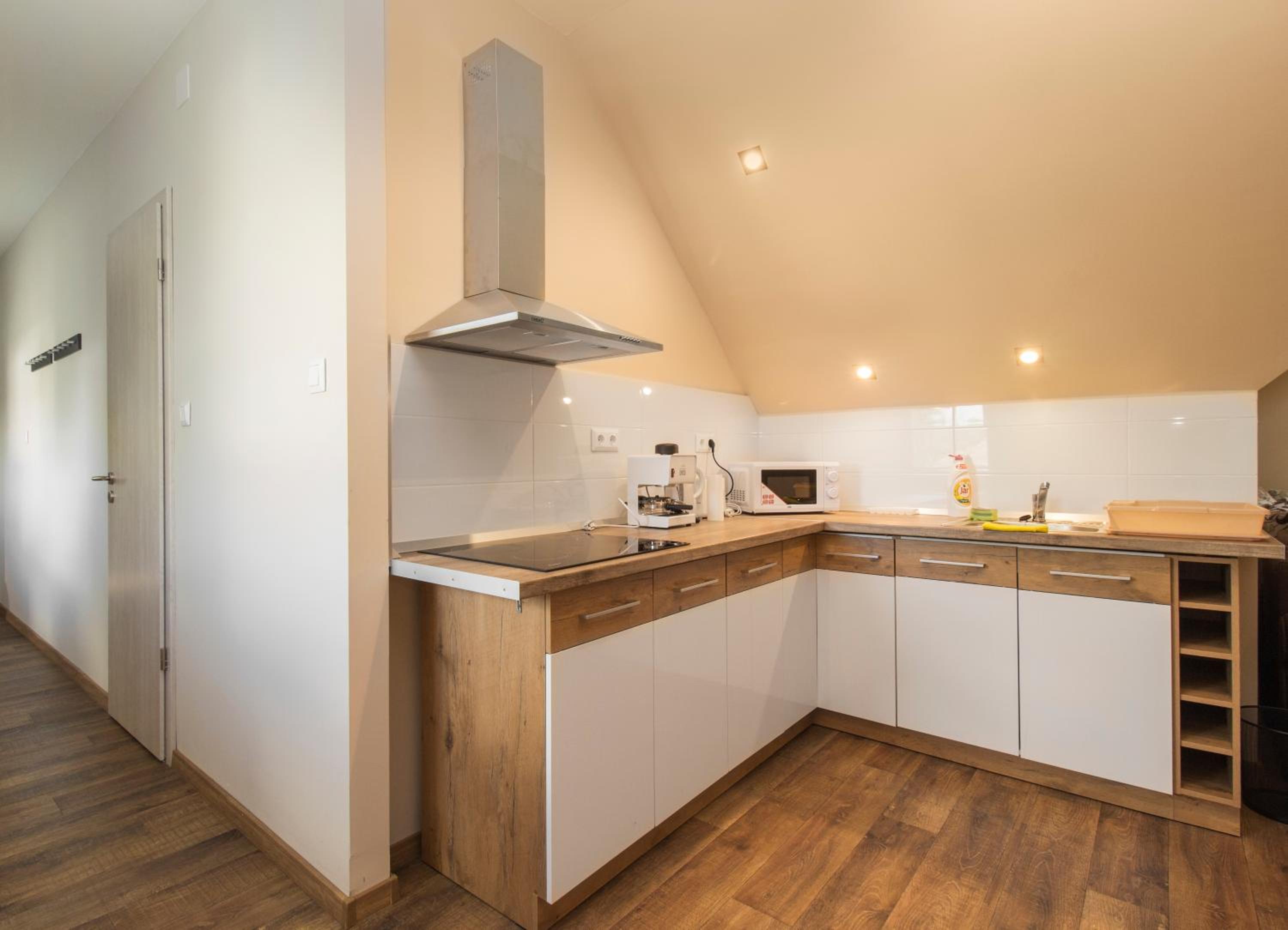 Three-Bedroom Apartment - Photo 4