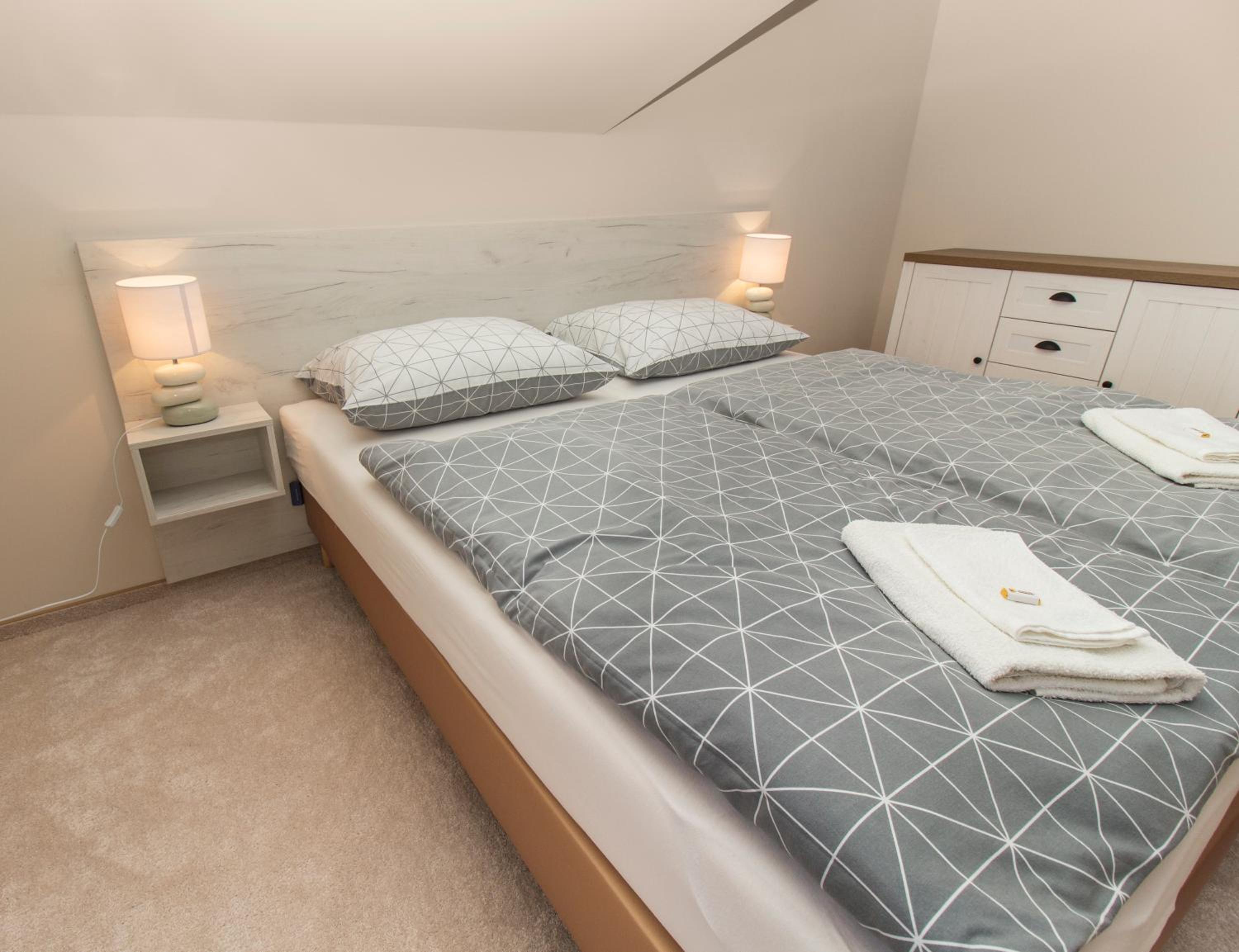 Three-Bedroom Apartment - Photo 10