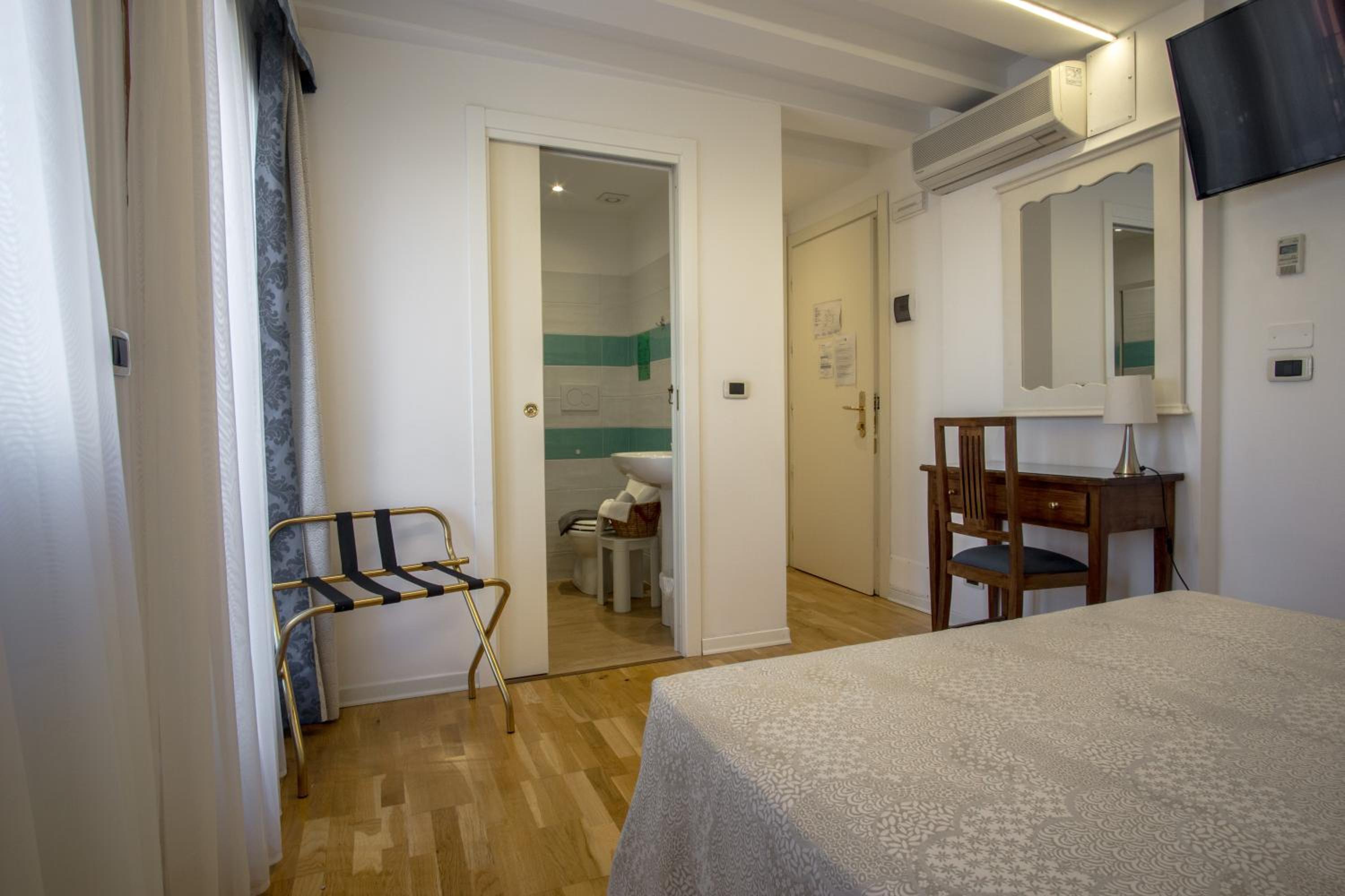 Double Room with Terrace photo 2