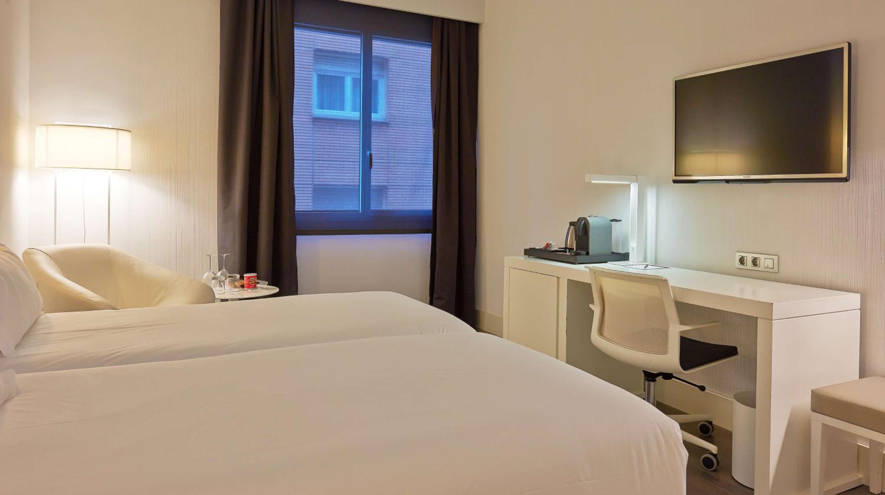 Superior Double or Twin Room - Photo 7