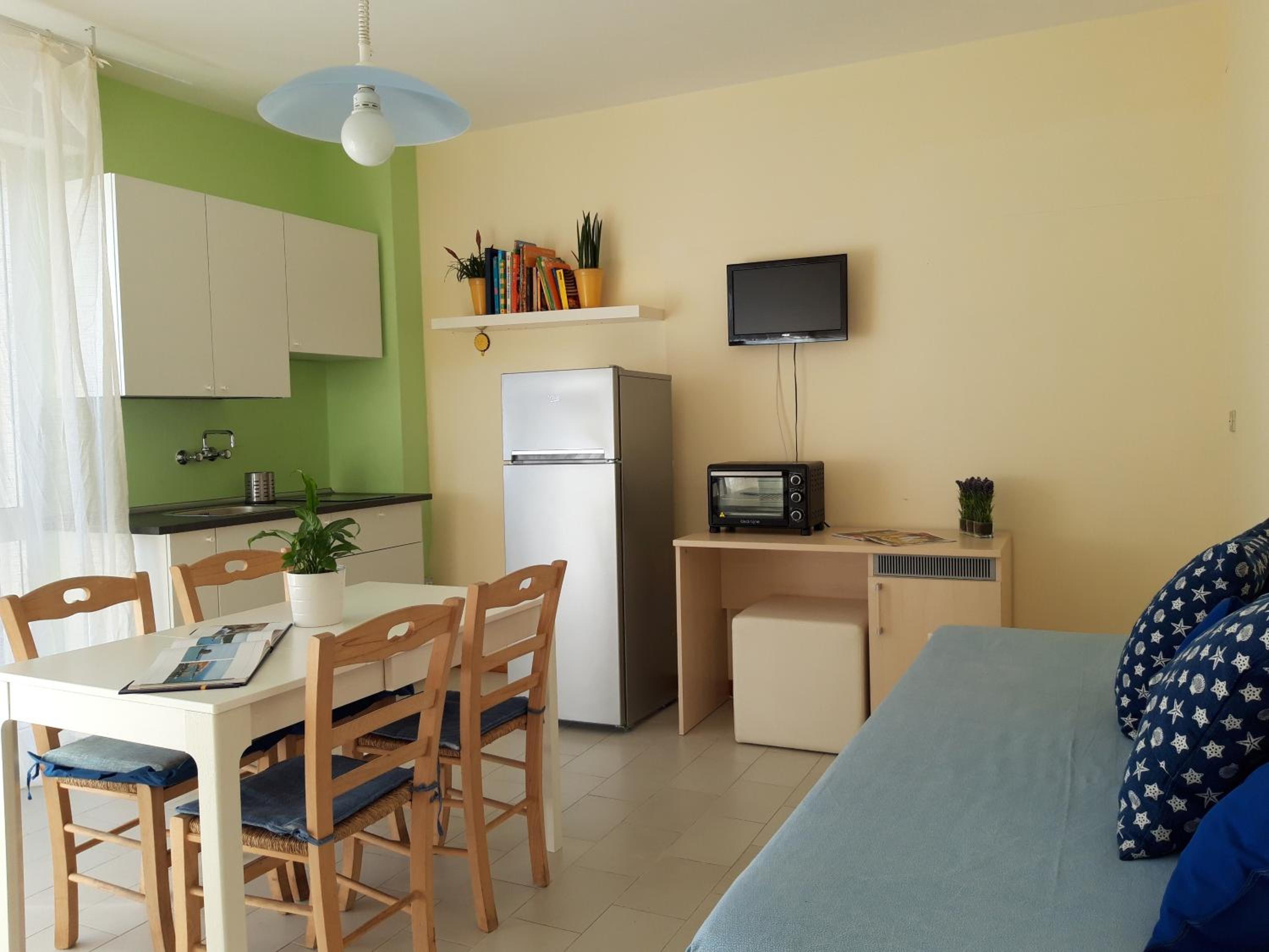 Apartment photo 3