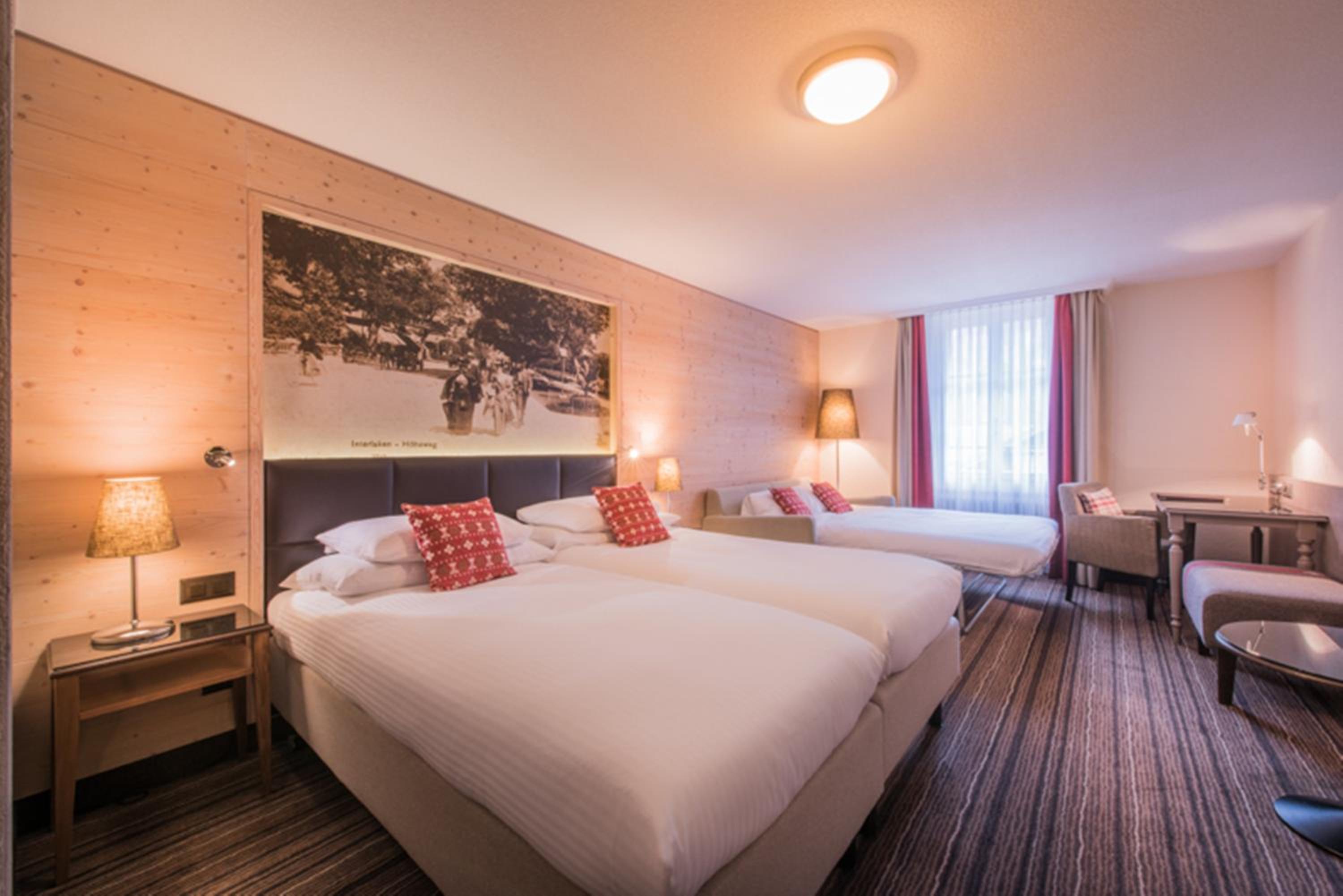 Large Room - Photo 4