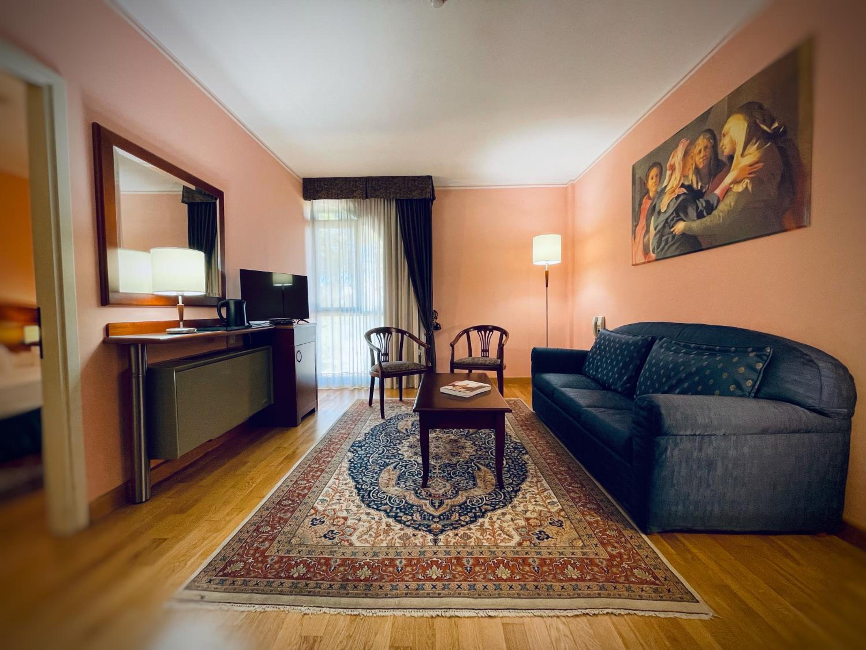 Junior Suite - Photo 6