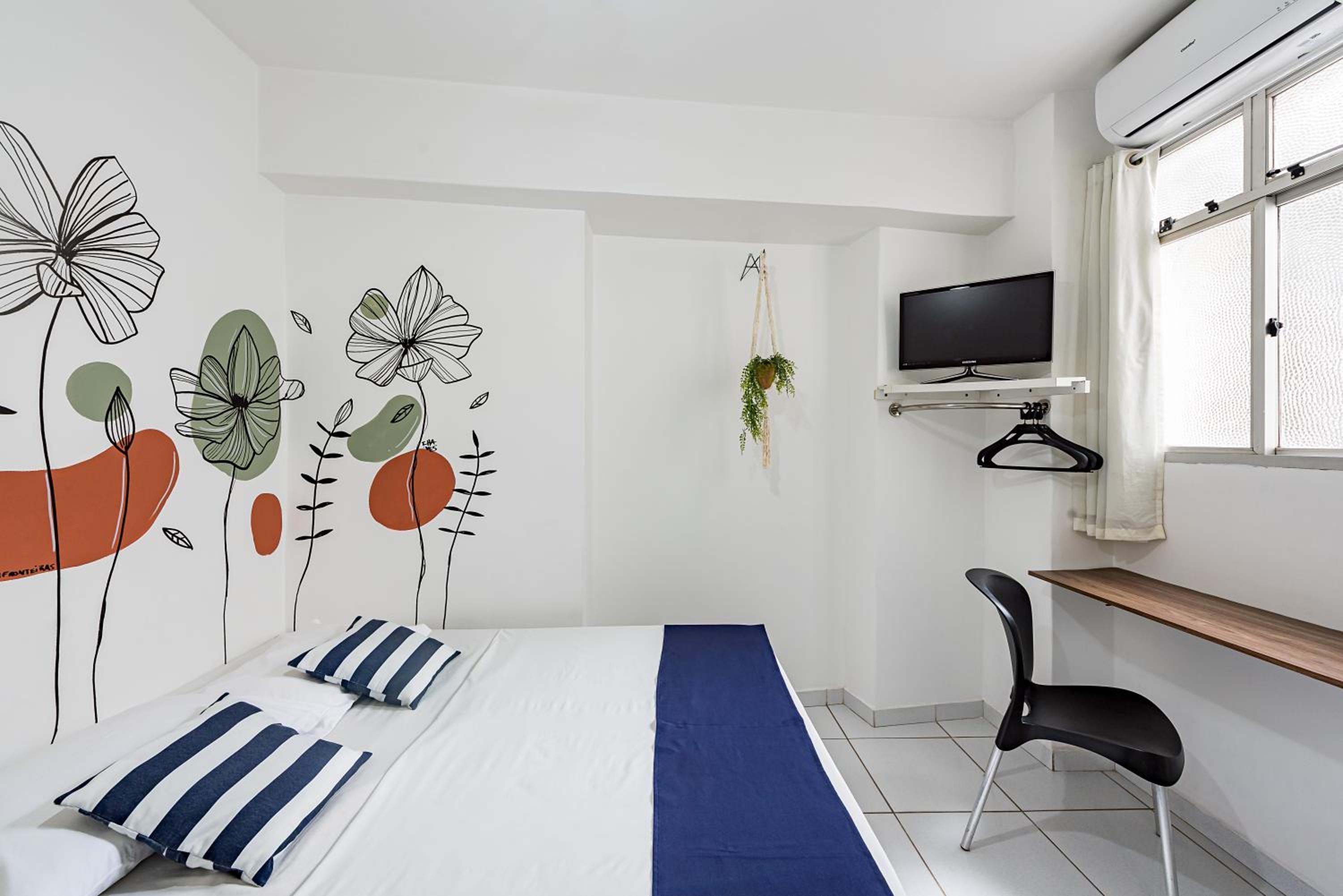 Double Room - Photo 2