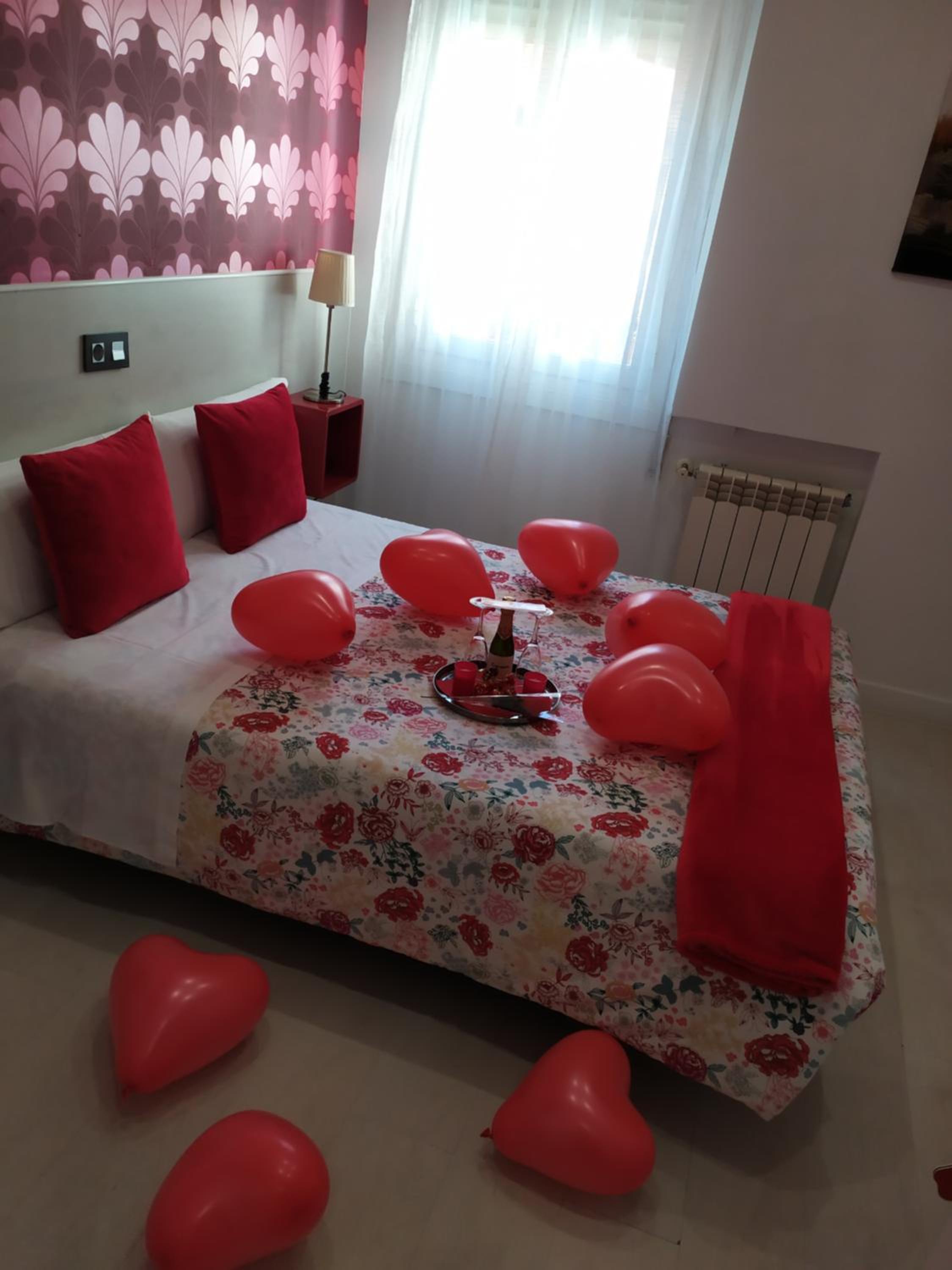 Double Room - Photo 7