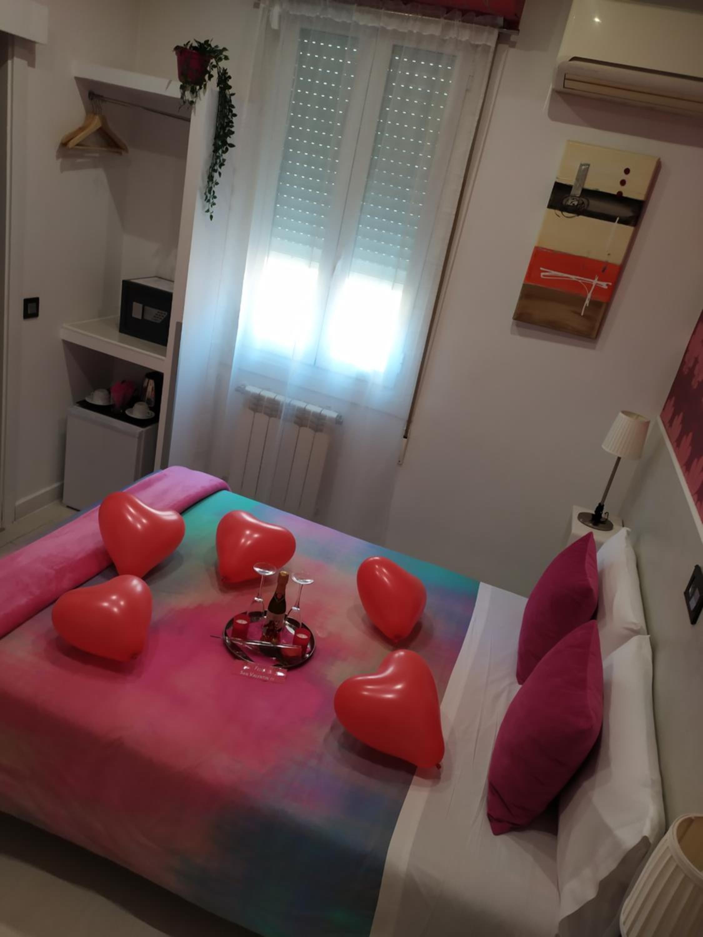 Double Room - Photo 16
