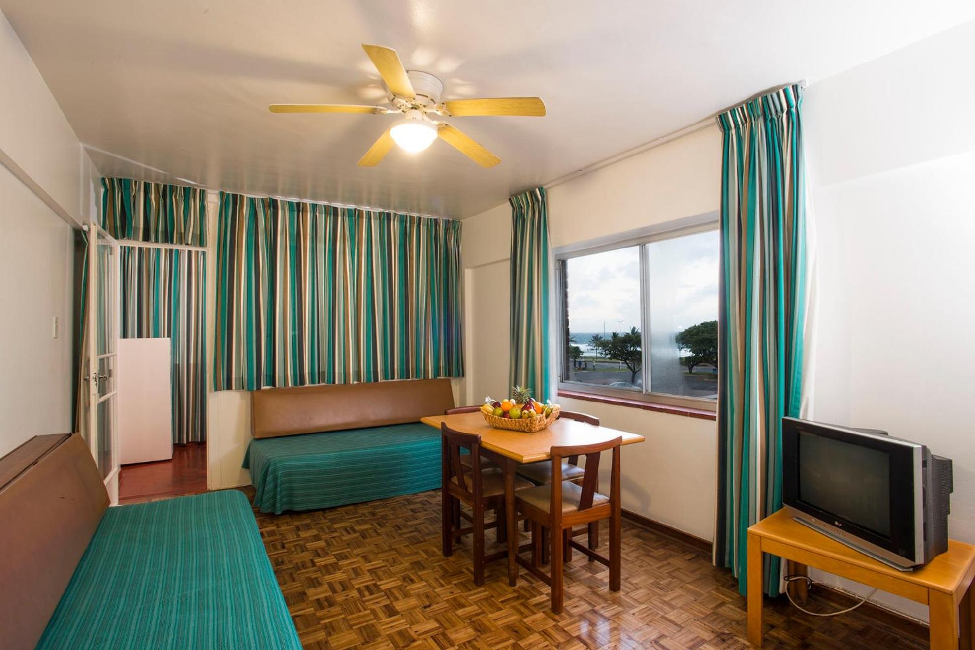 Apartment with Sea View - Photo 8