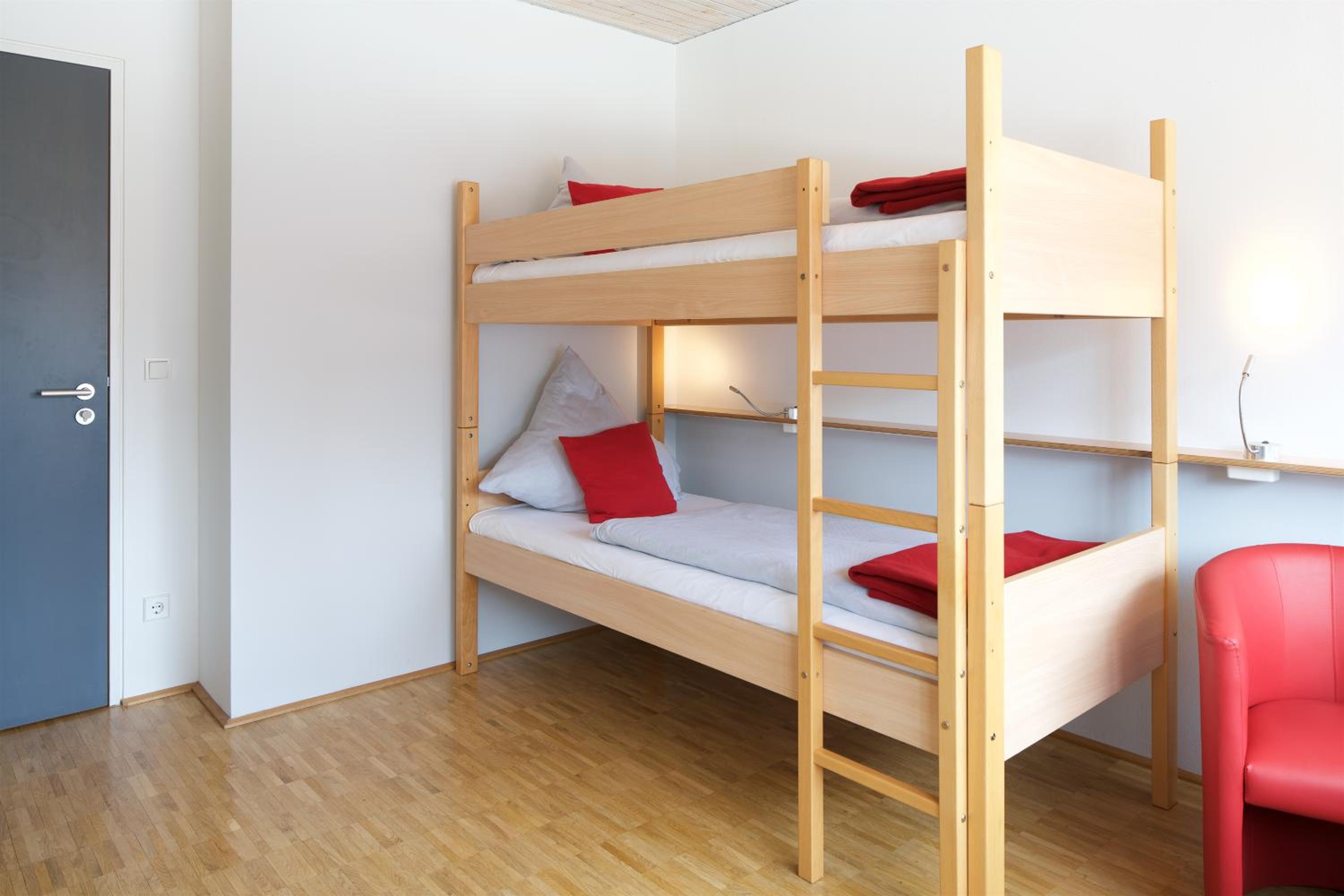 Economy Quadruple Room - Photo 1