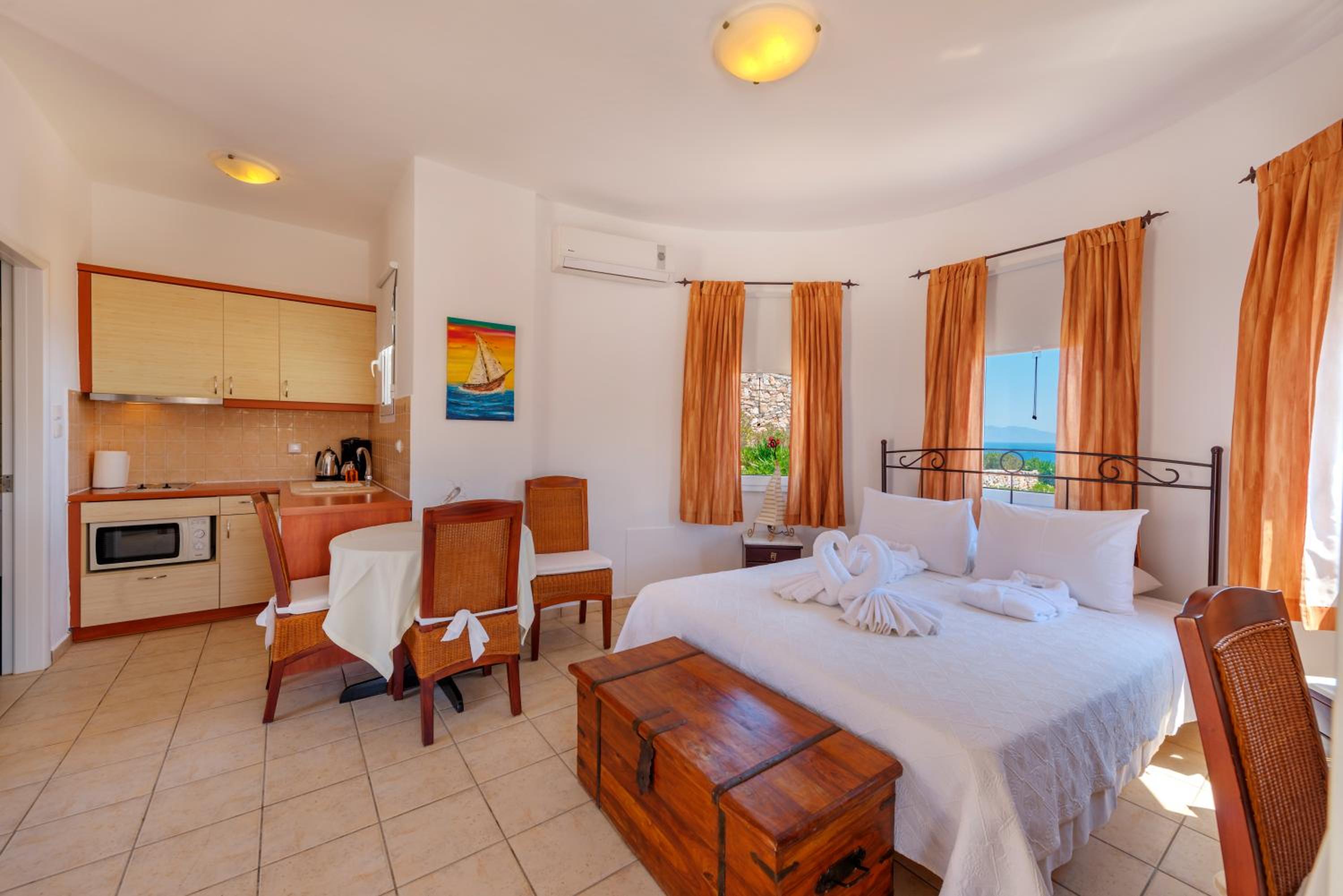 Superior Classic Suite with Sea View - Photo 7