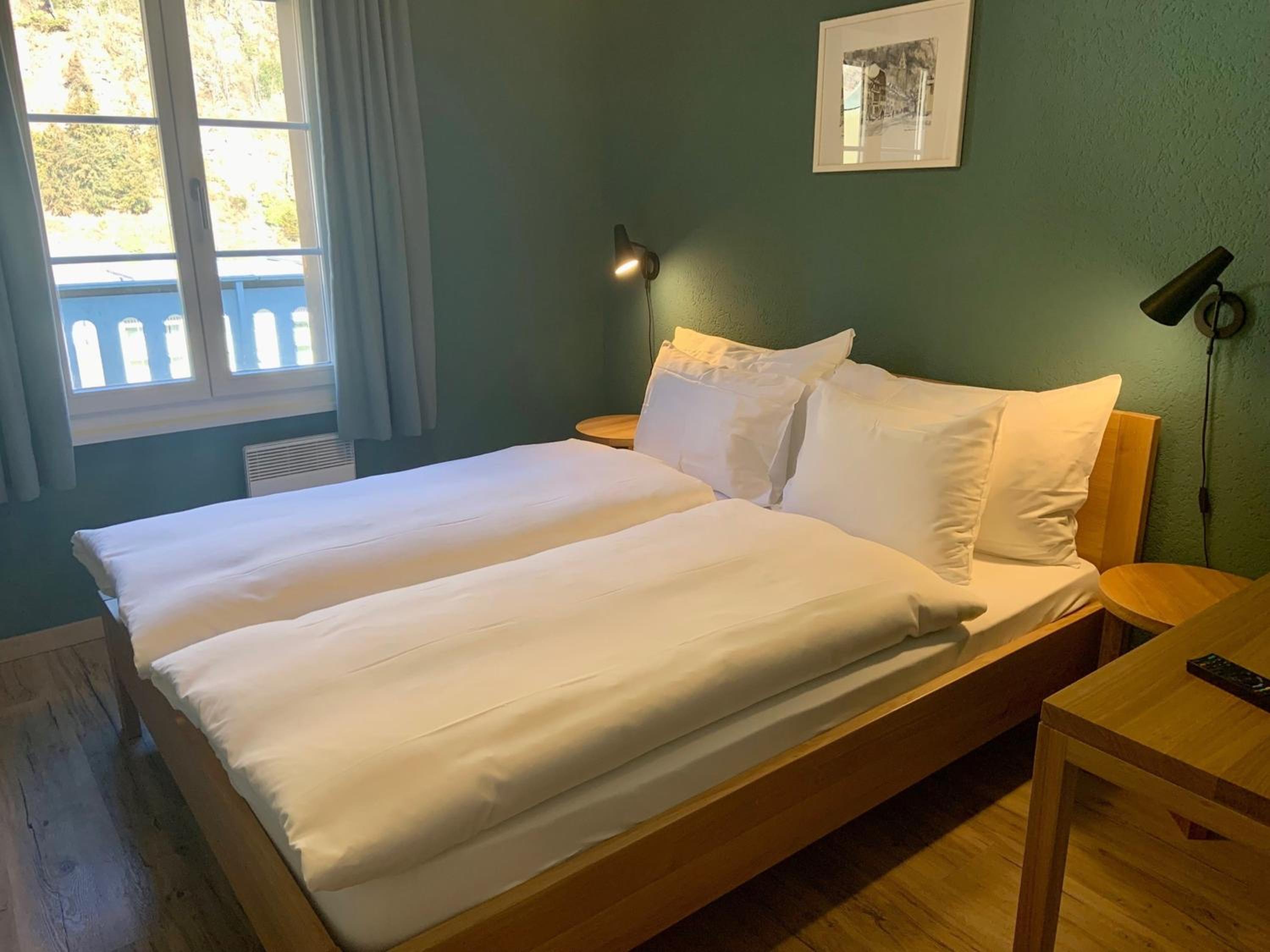 (5th Floor) Grandlit with Shared Bathroom