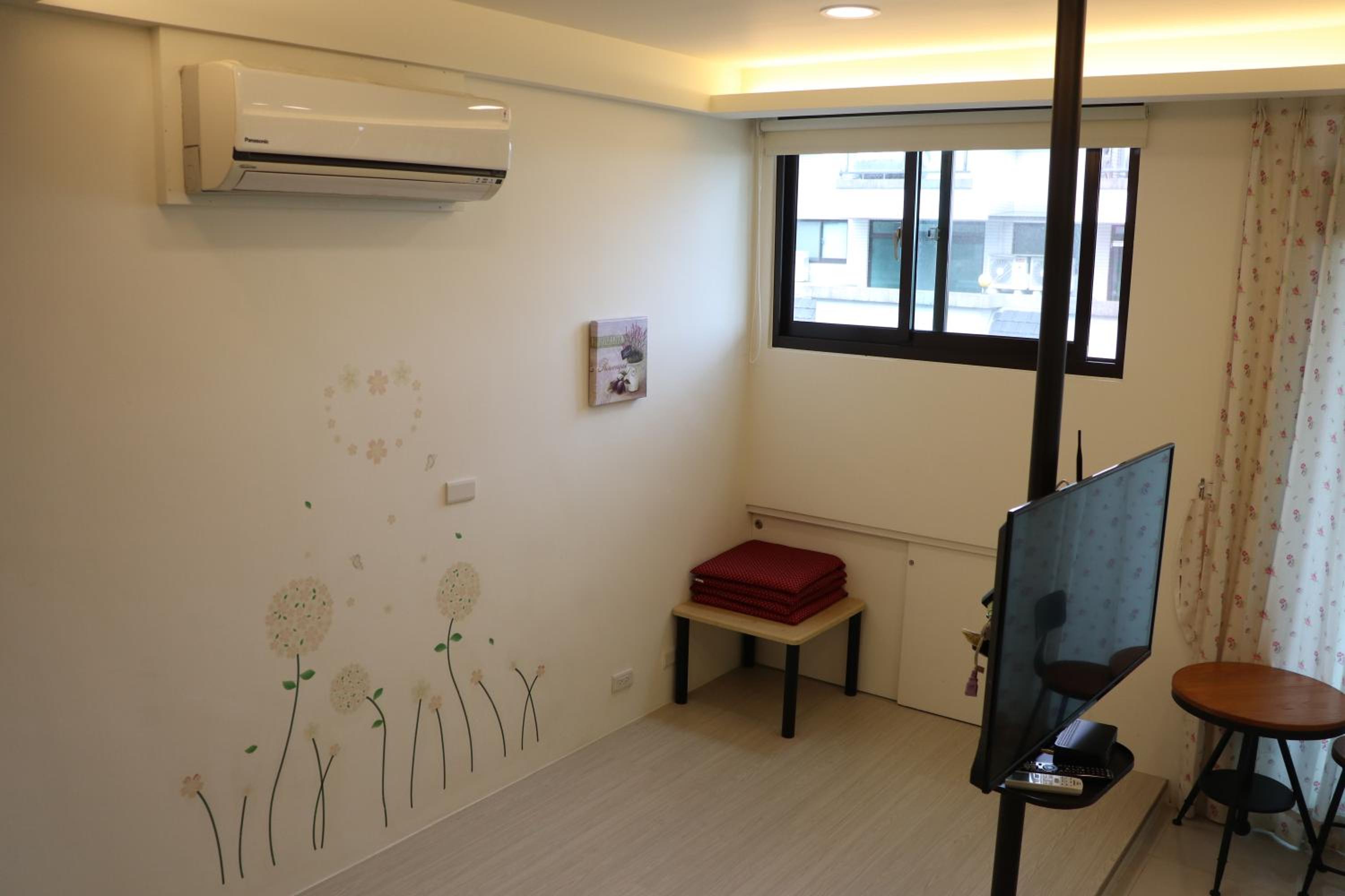 Deluxe Double Room with Balcony photo 2