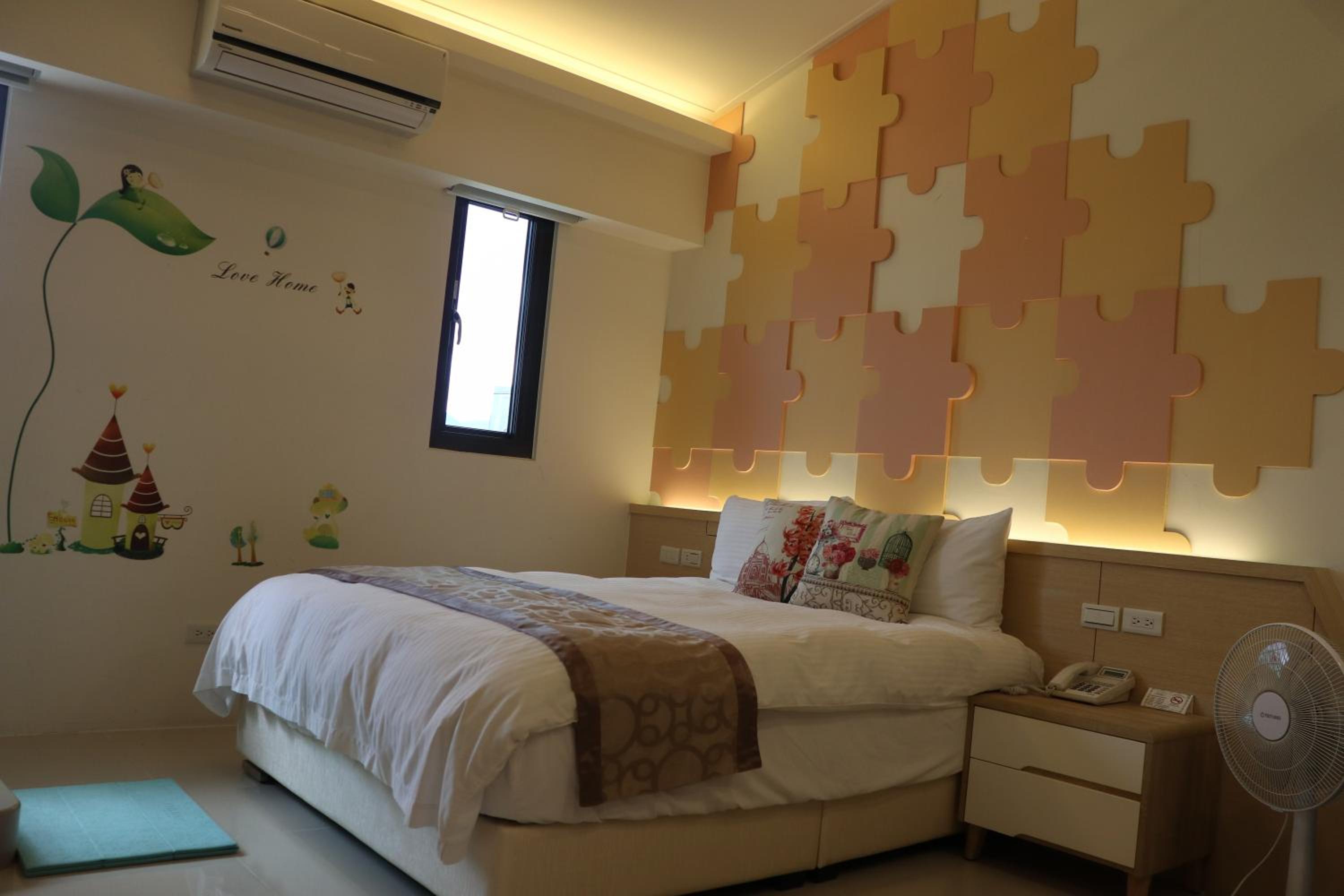 Deluxe Family Suite photo 1